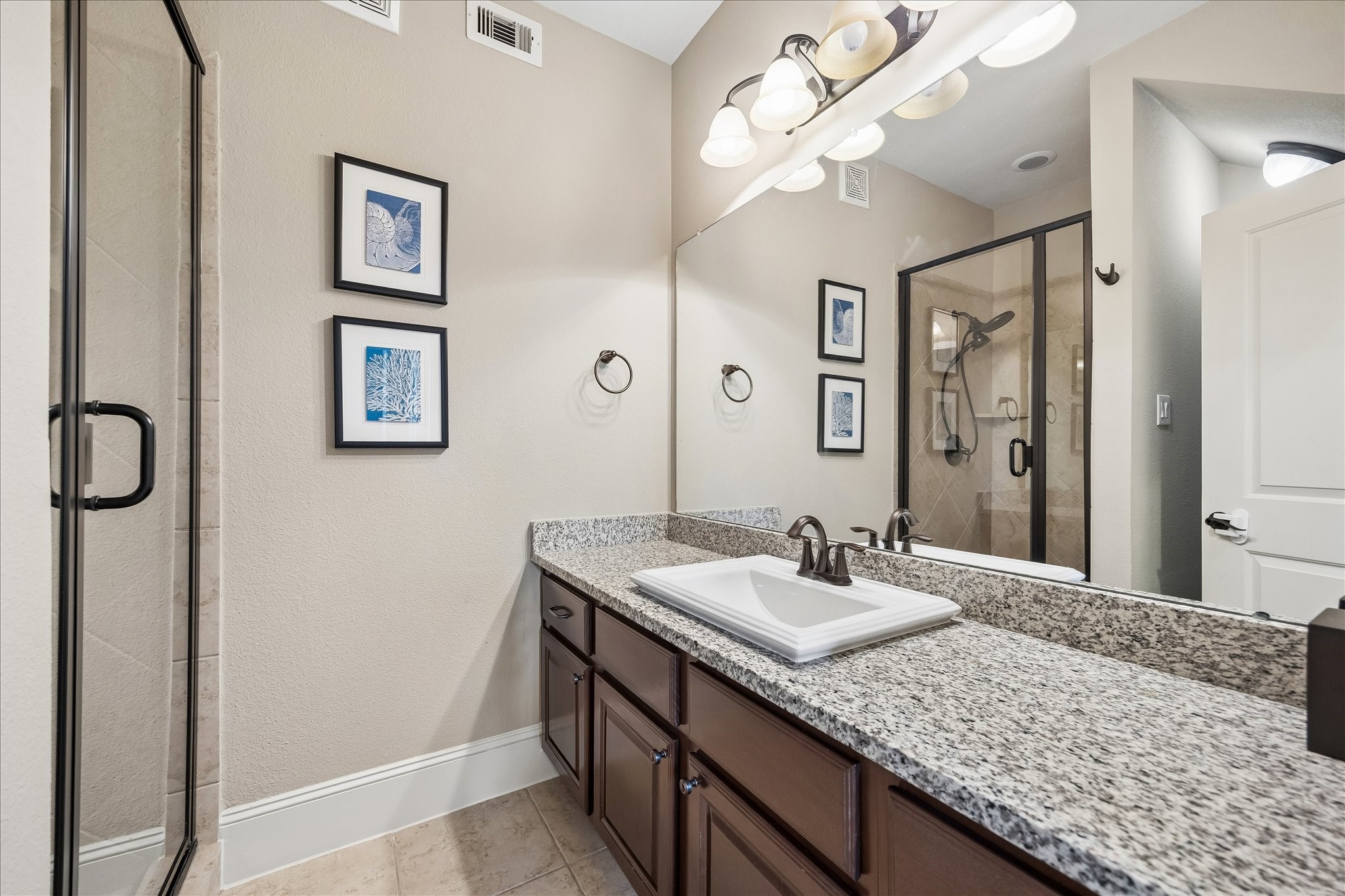 10 Windsor Court Property Photo 29