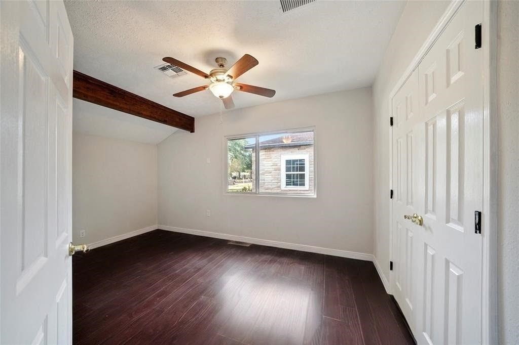 6526 Westview Drive Property Photo 13