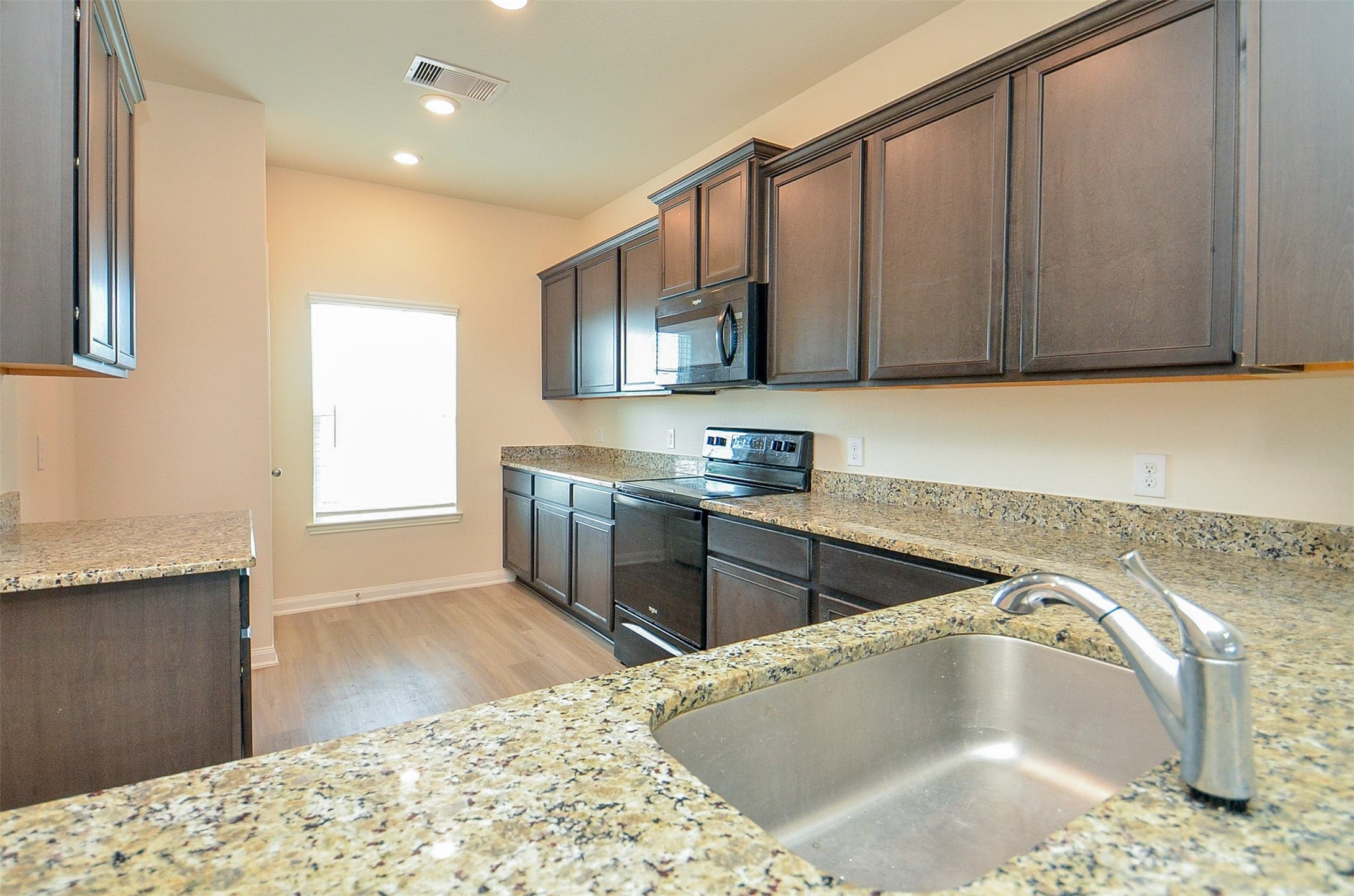 3025 Iron Woods Drive Property Photo 4