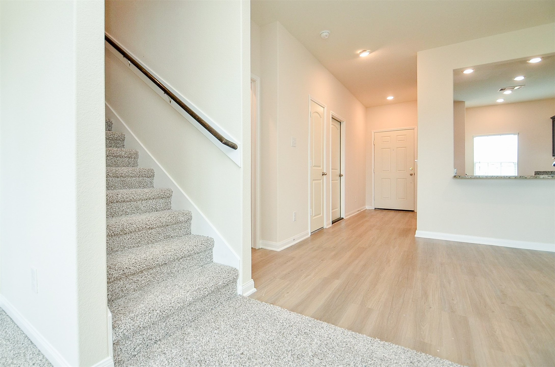 3025 Iron Woods Drive Property Photo 6
