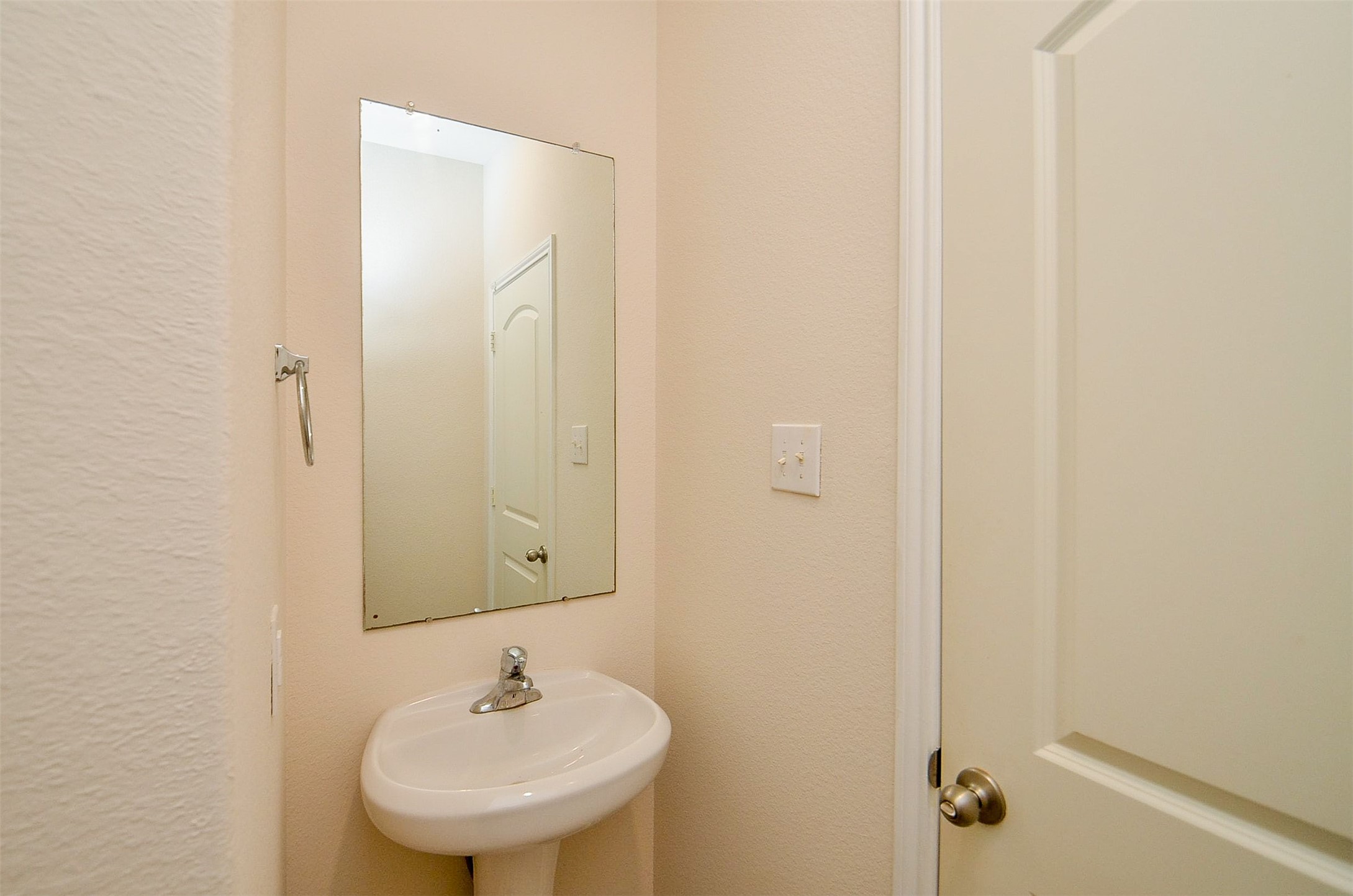3025 Iron Woods Drive Property Photo 18