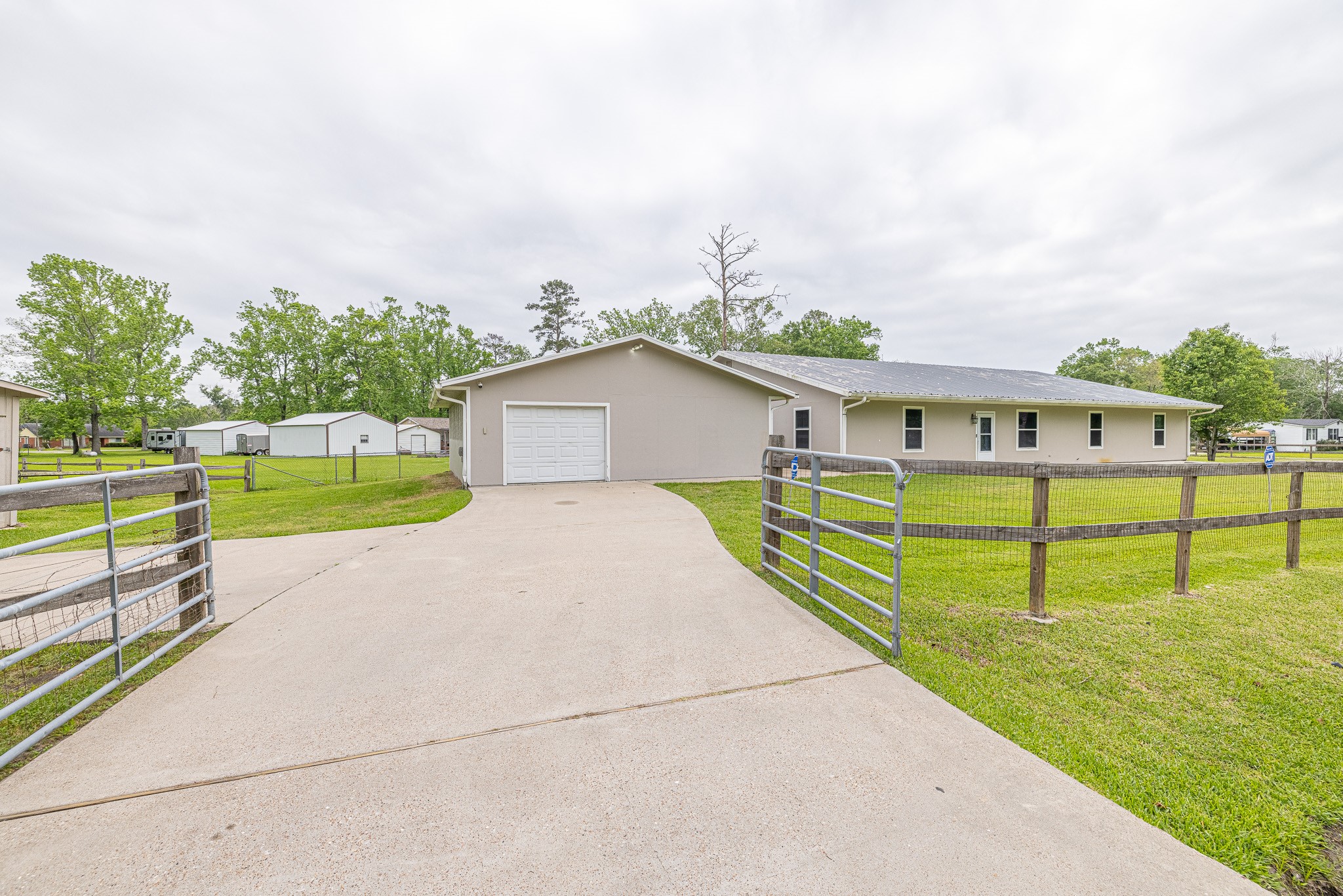 5003 Lord Road Property Photo