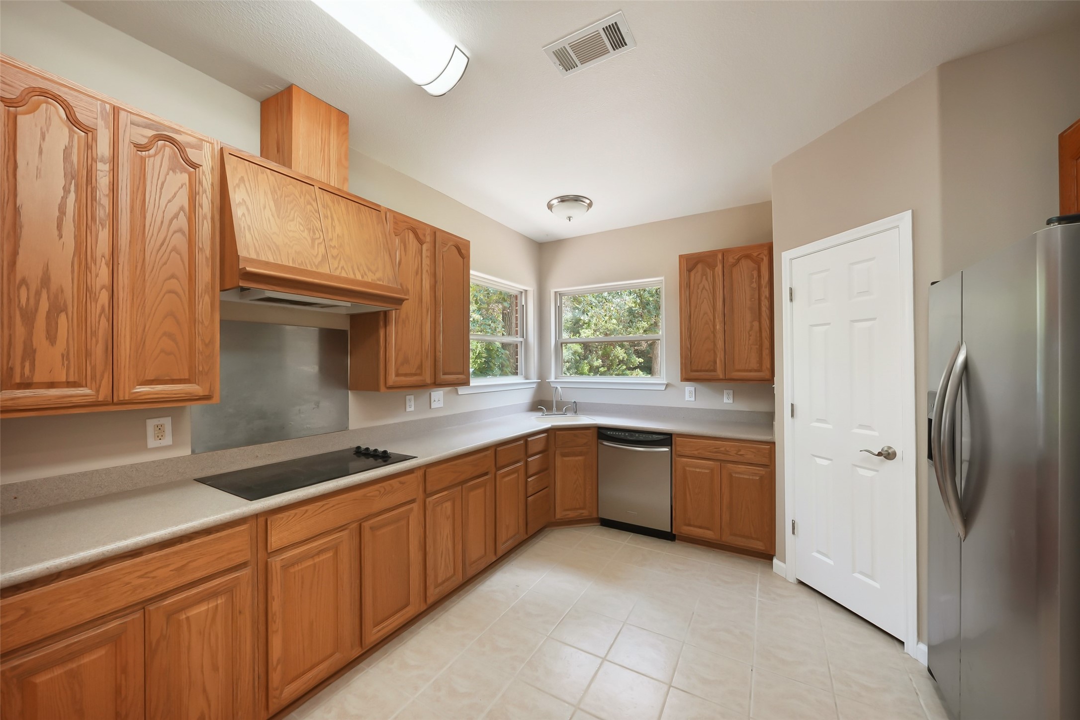 14255 Amber Lane Property Photo 15