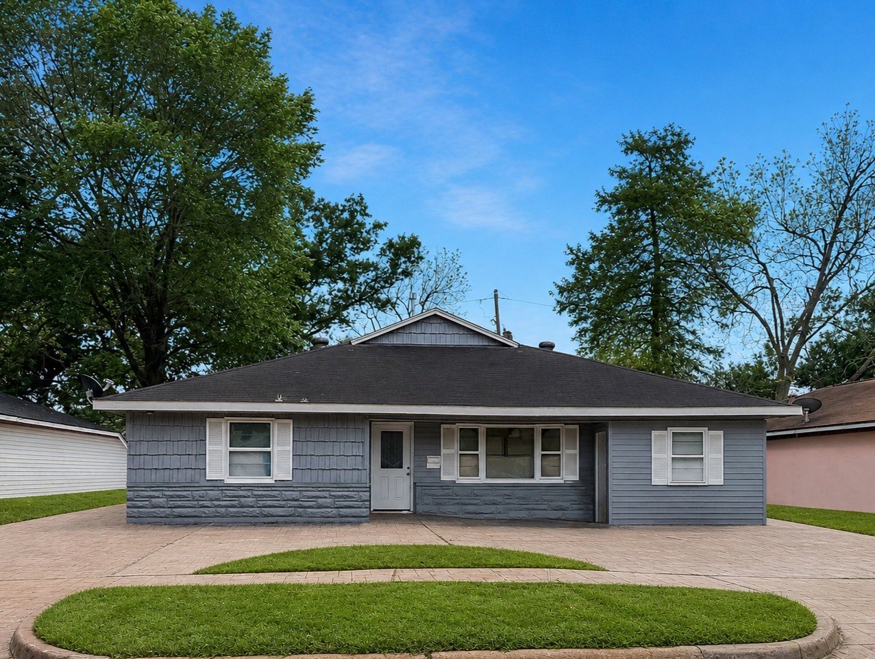 1110 Lafferty Road Property Photo 1