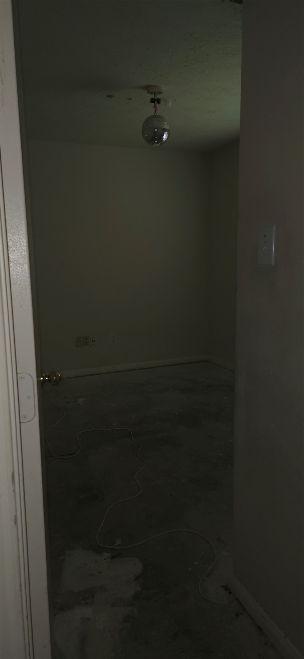 4206 Daisy Meadow Drive Property Photo 11