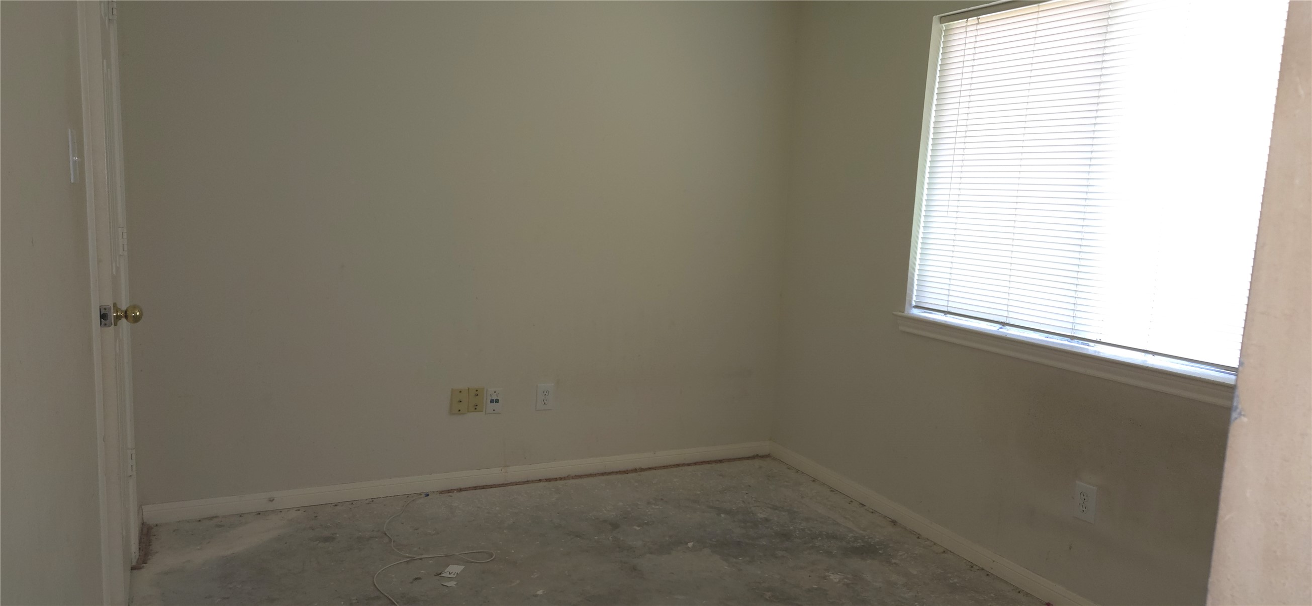 4206 Daisy Meadow Drive Property Photo 12