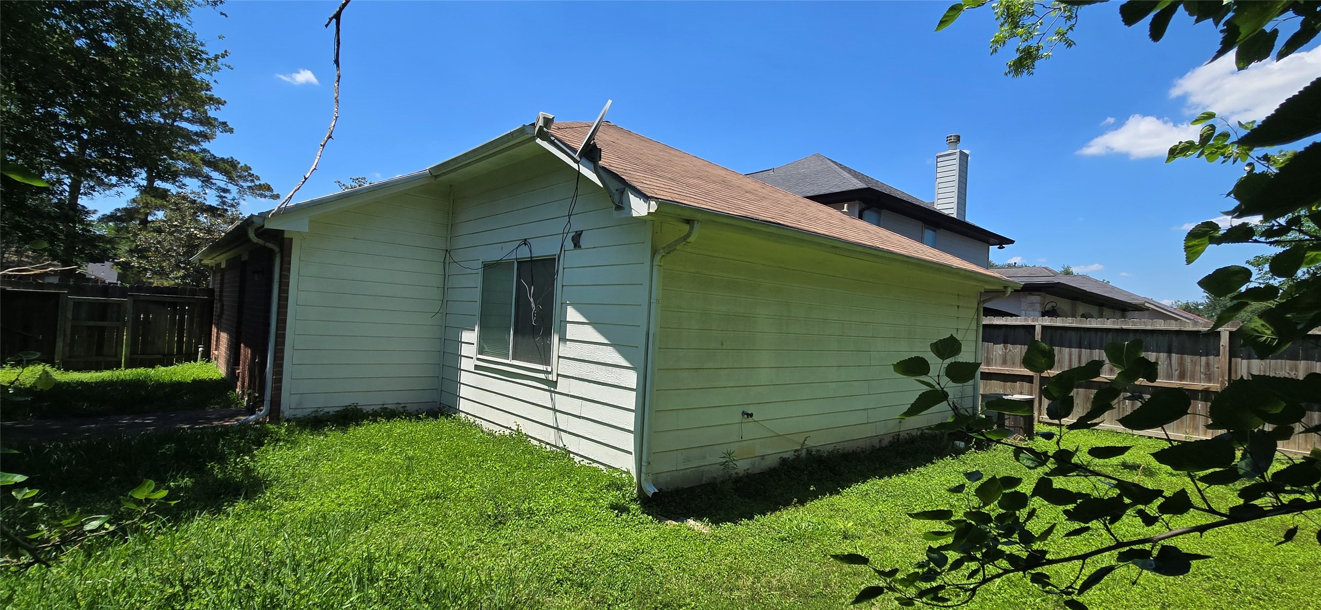 4206 Daisy Meadow Drive Property Photo 24