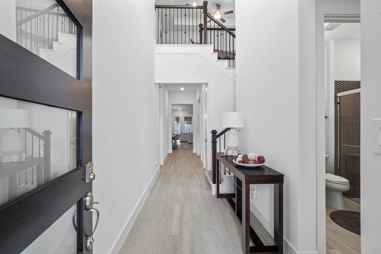 31819 Pecan Meadow Lane Property Photo 4