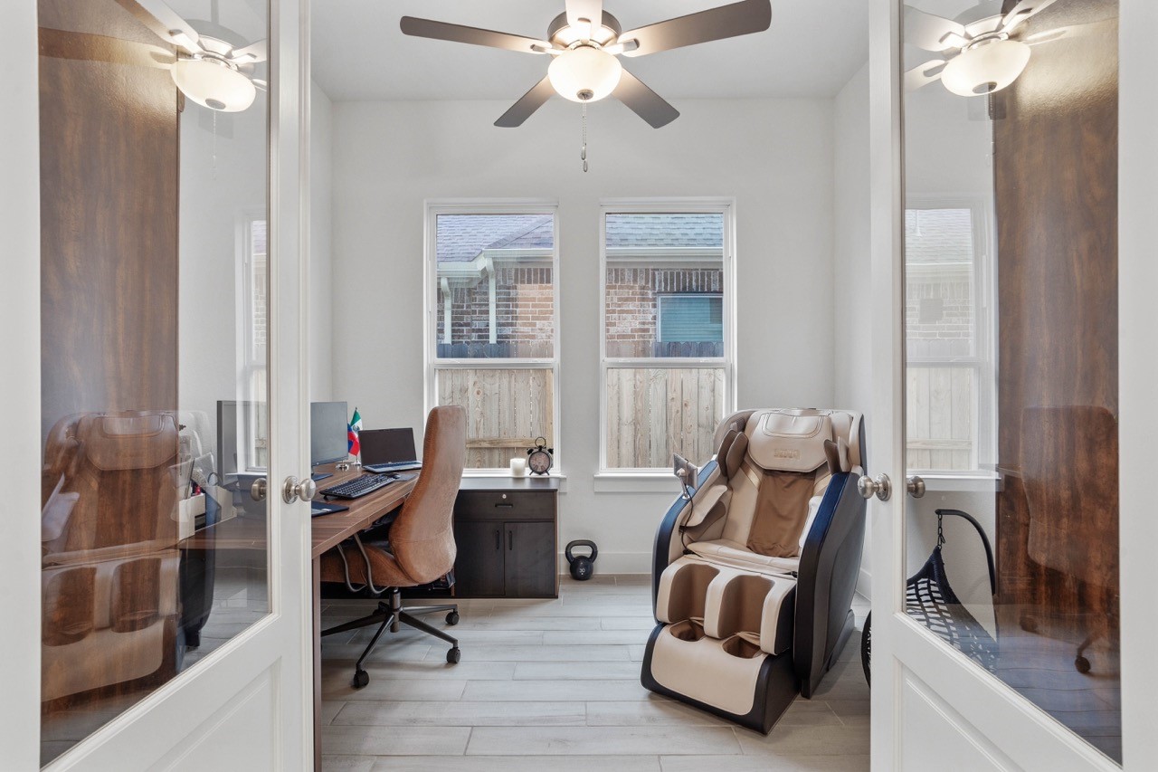 31819 Pecan Meadow Lane Property Photo 8