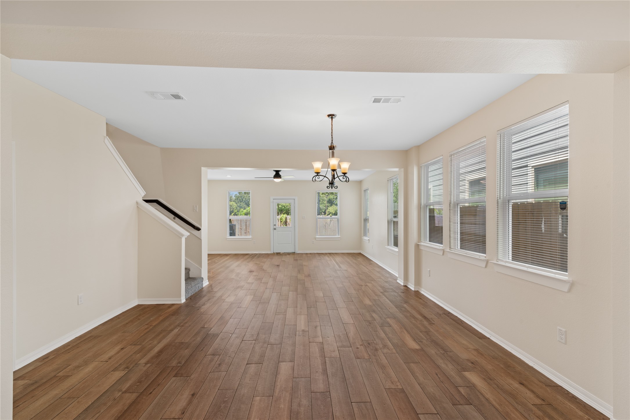 2015 Harlem Street Property Photo 12