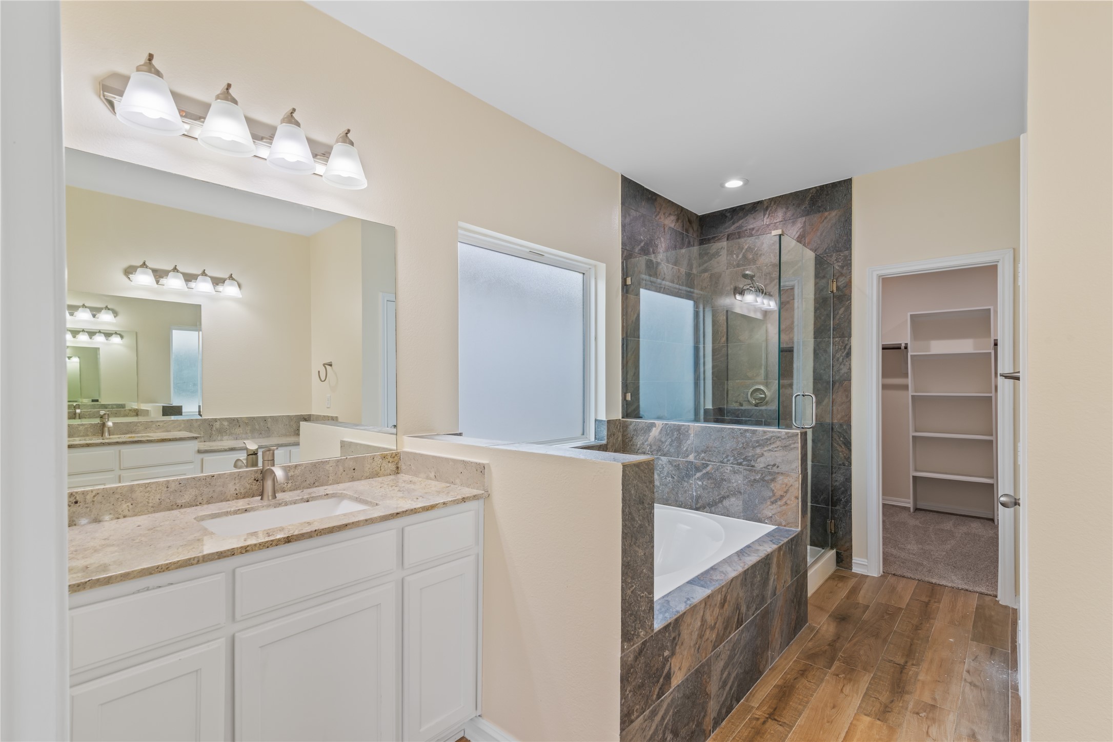 2015 Harlem Street Property Photo 16