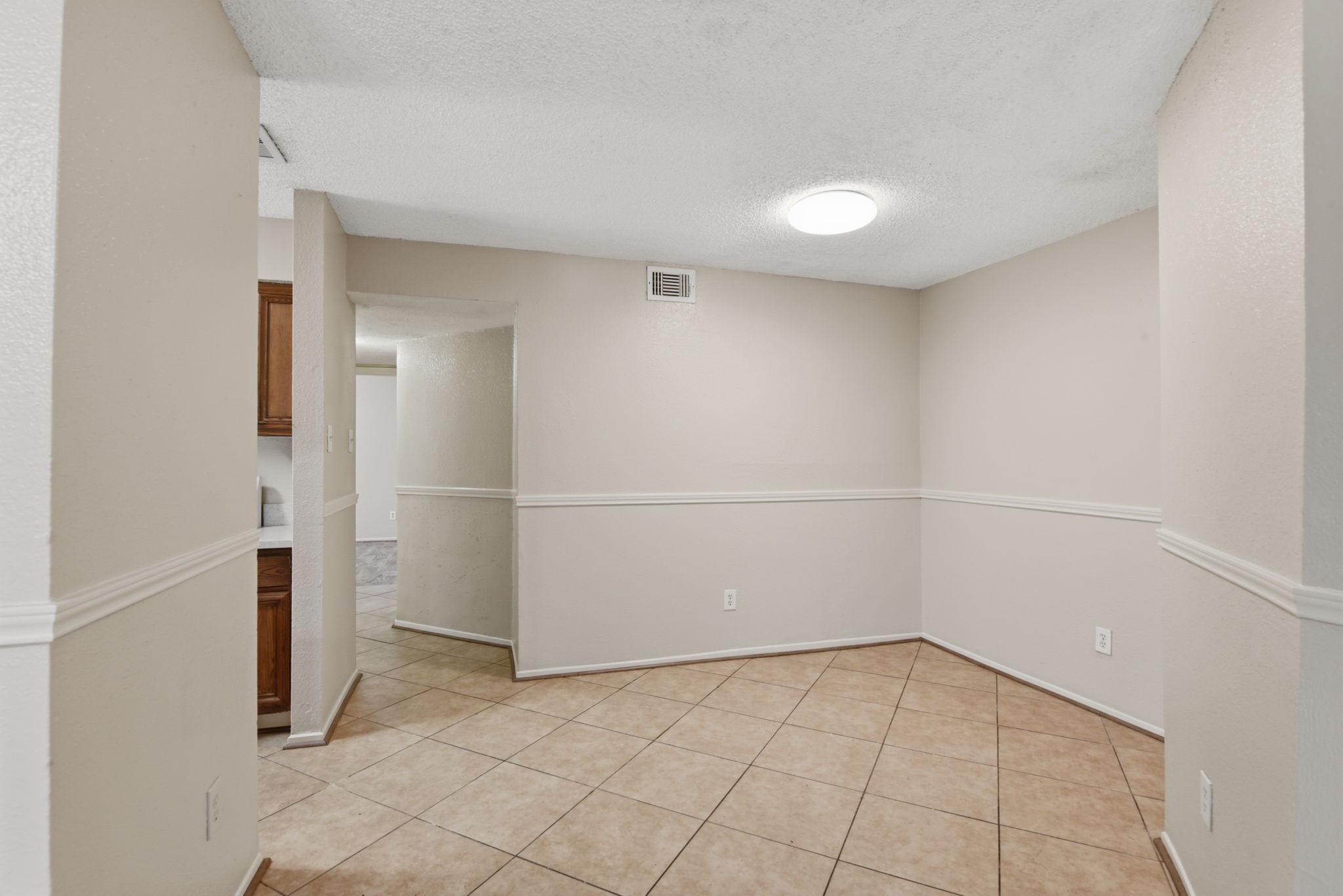 1310 Brenda Lane A Property Photo 8