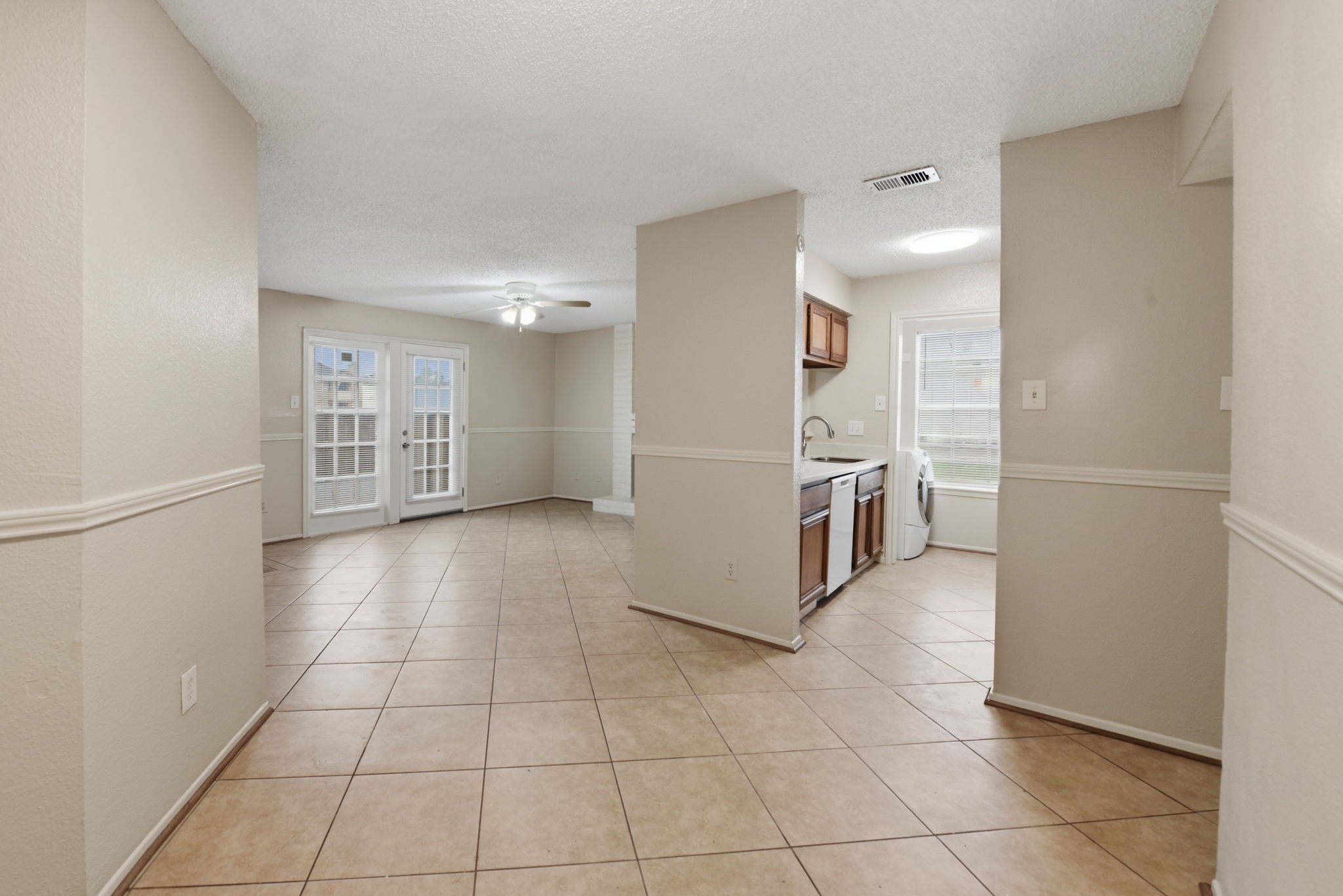 1310 Brenda Lane A Property Photo 9