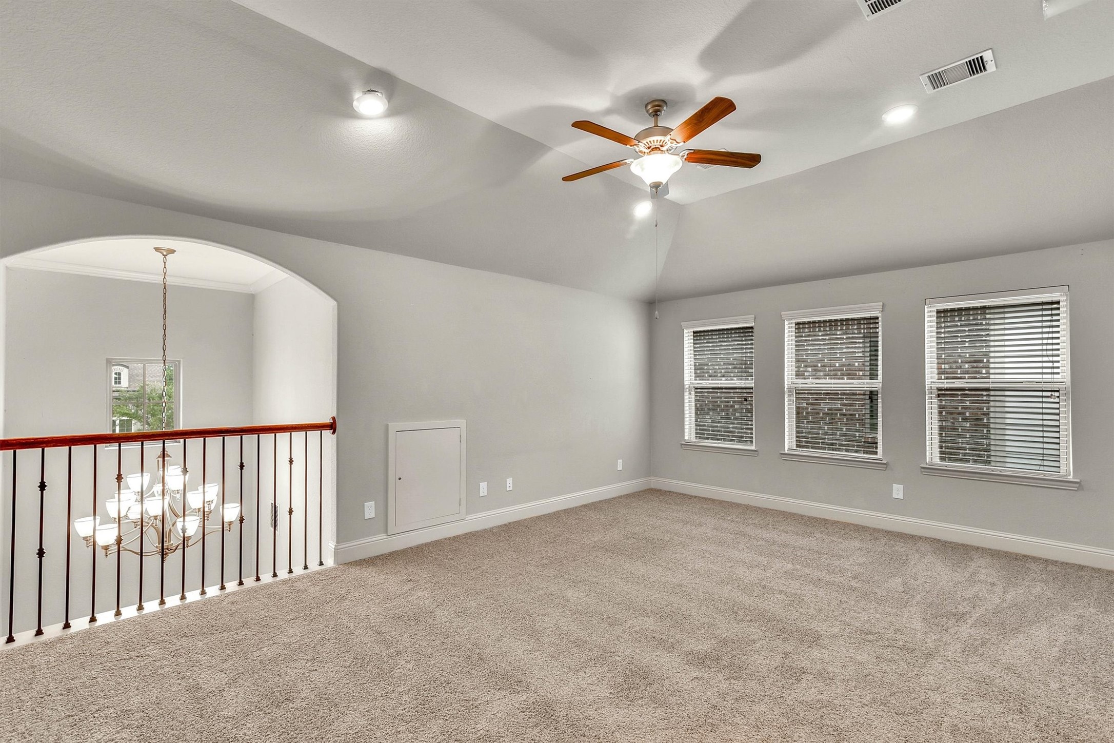 13619 Nearpoint Lane Property Photo 25