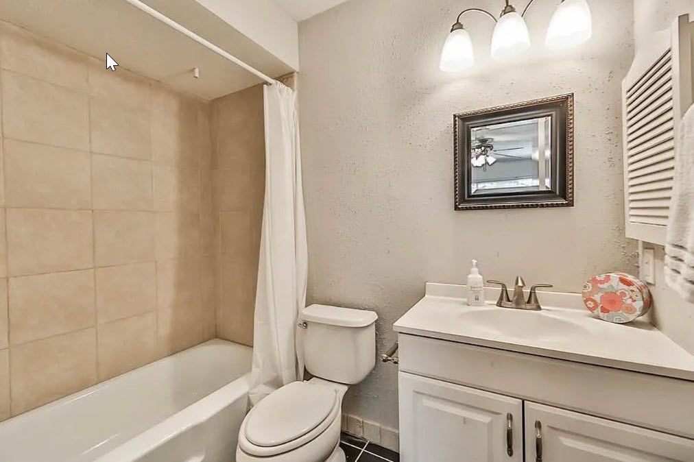14553 Still Meadow Drive Property Photo 8