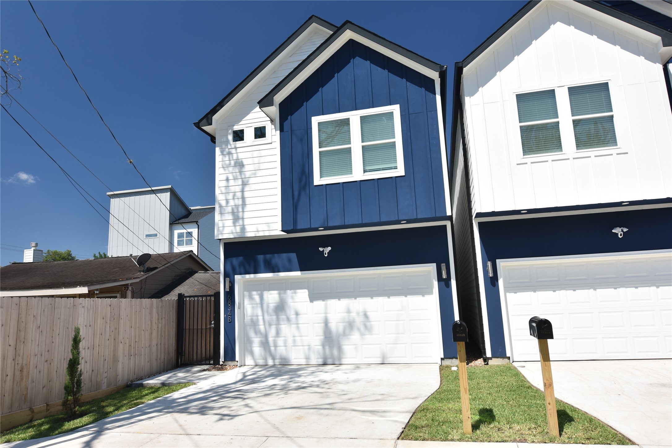 6834 B Foster Street Property Photo 2