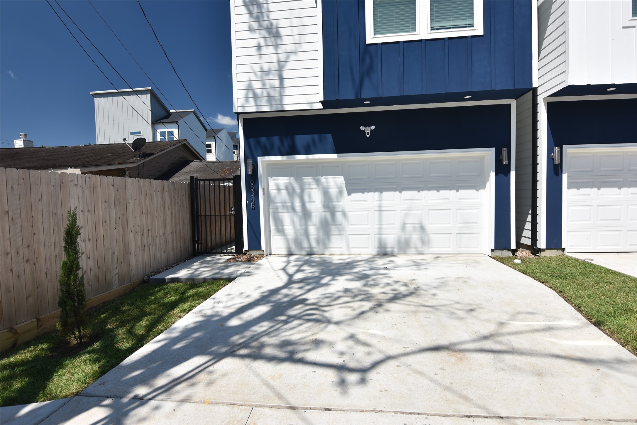 6834 B Foster Street Property Photo 3