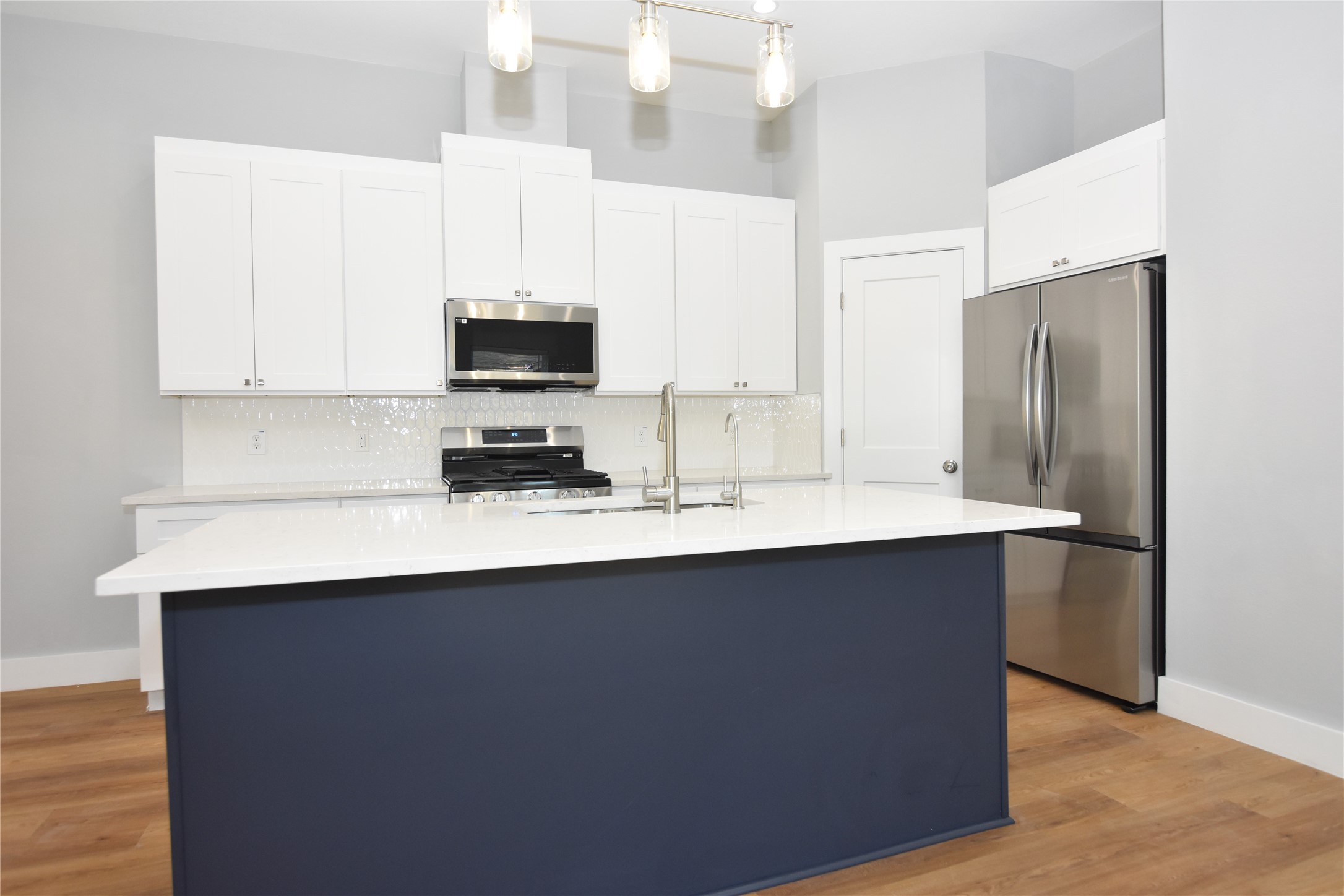 6834 B Foster Street Property Photo 12