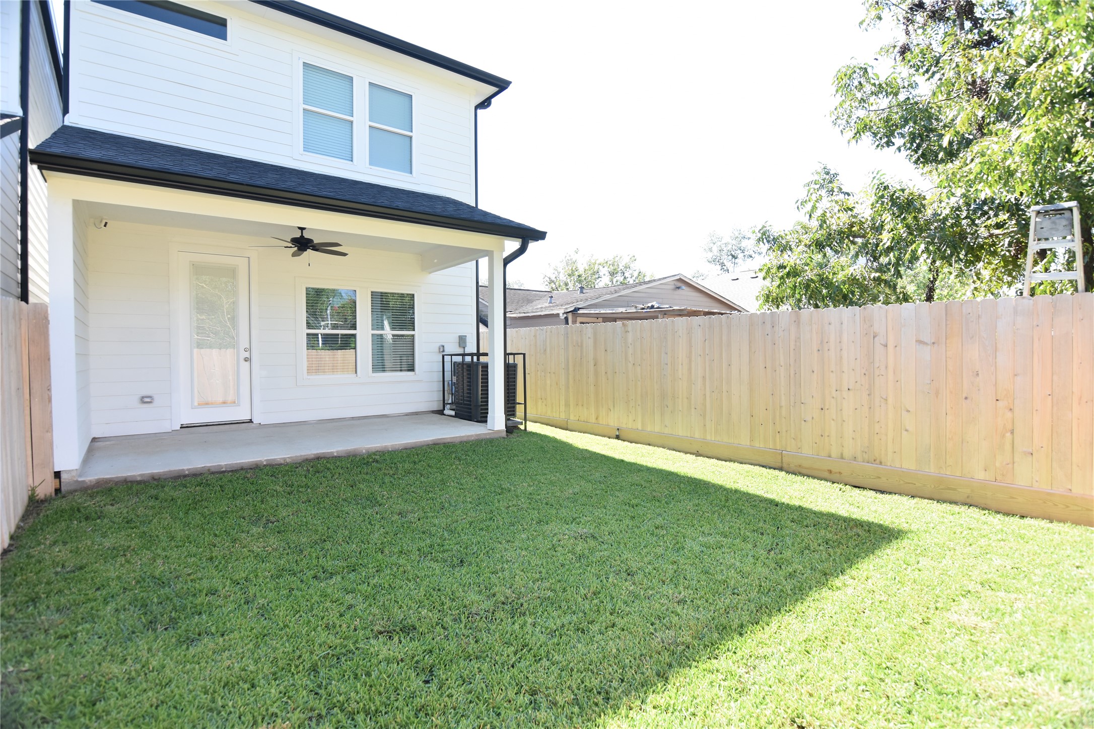 6834 B Foster Street Property Photo 30