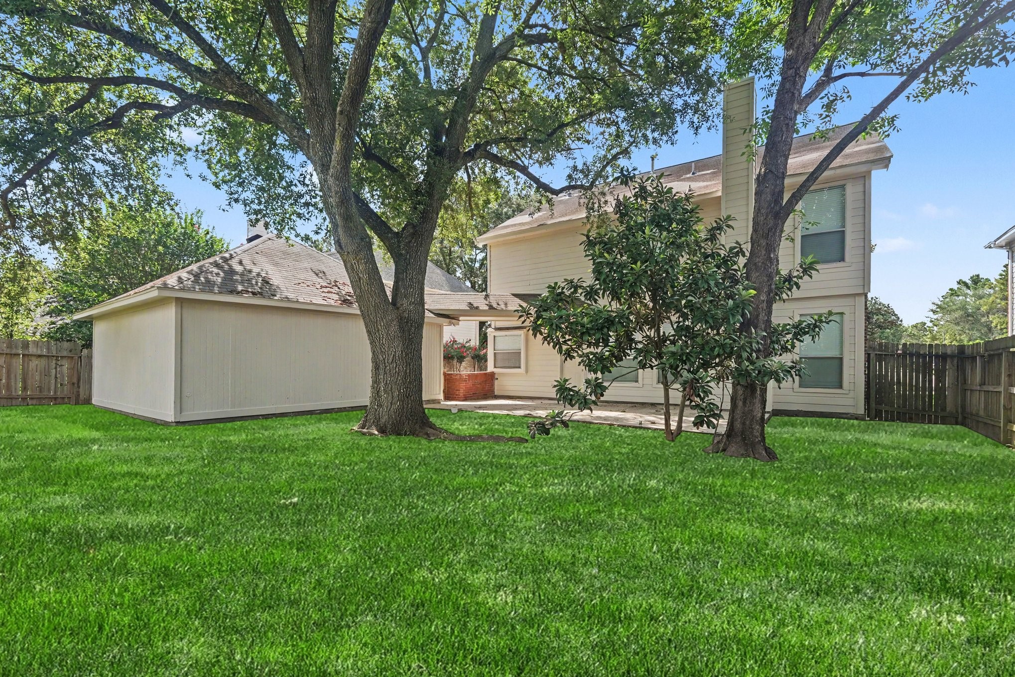 2218 Laurel Oaks Drive Property Photo 2