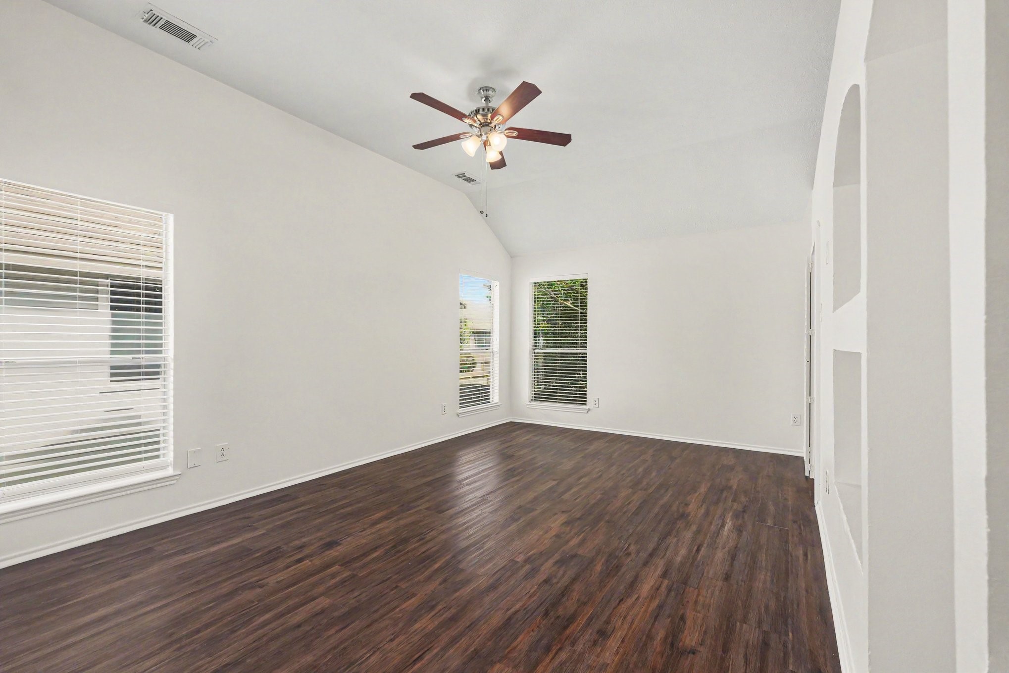 2218 Laurel Oaks Drive Property Photo 17