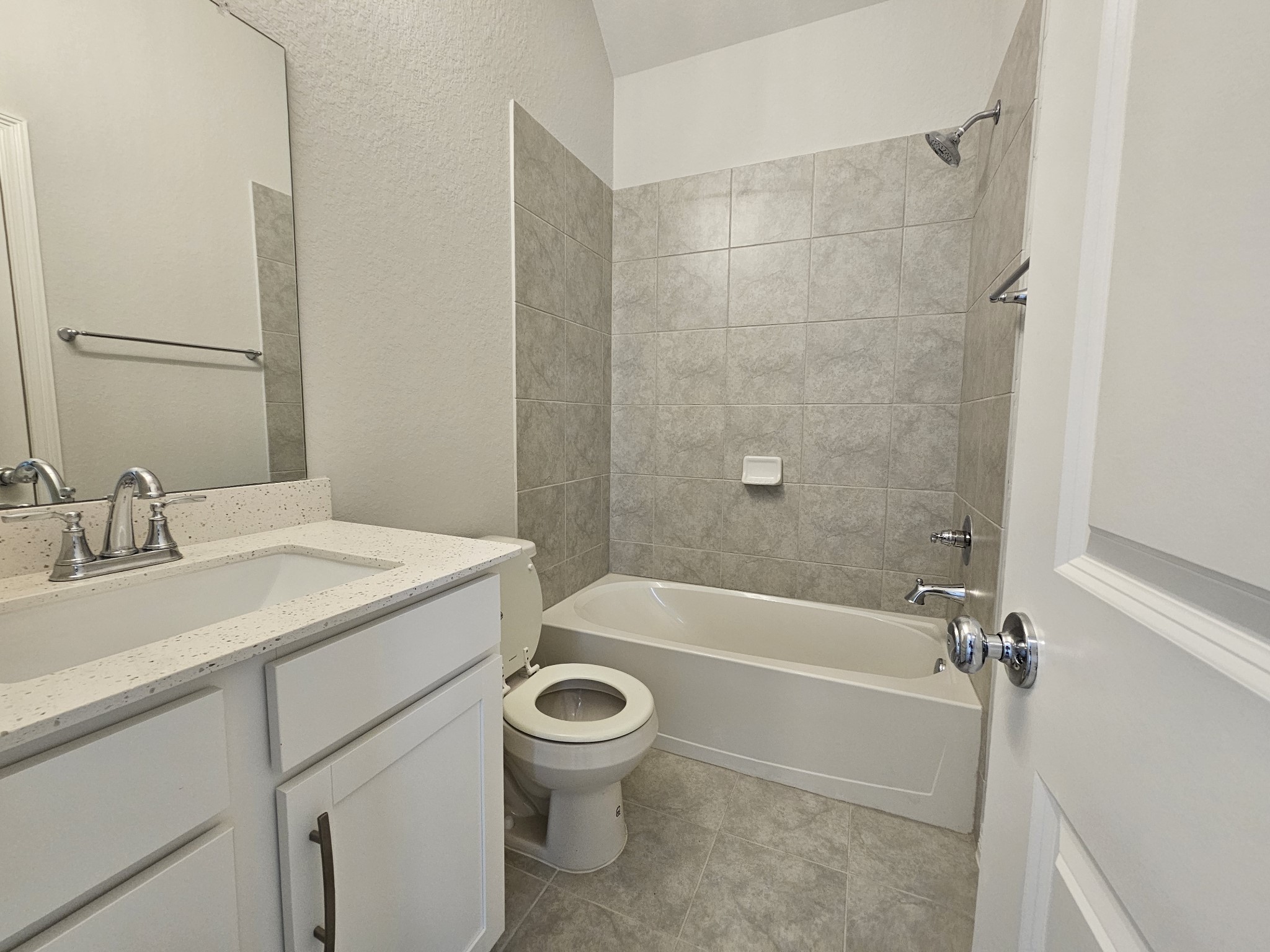 2414 Manor Valley Lane Property Photo 9