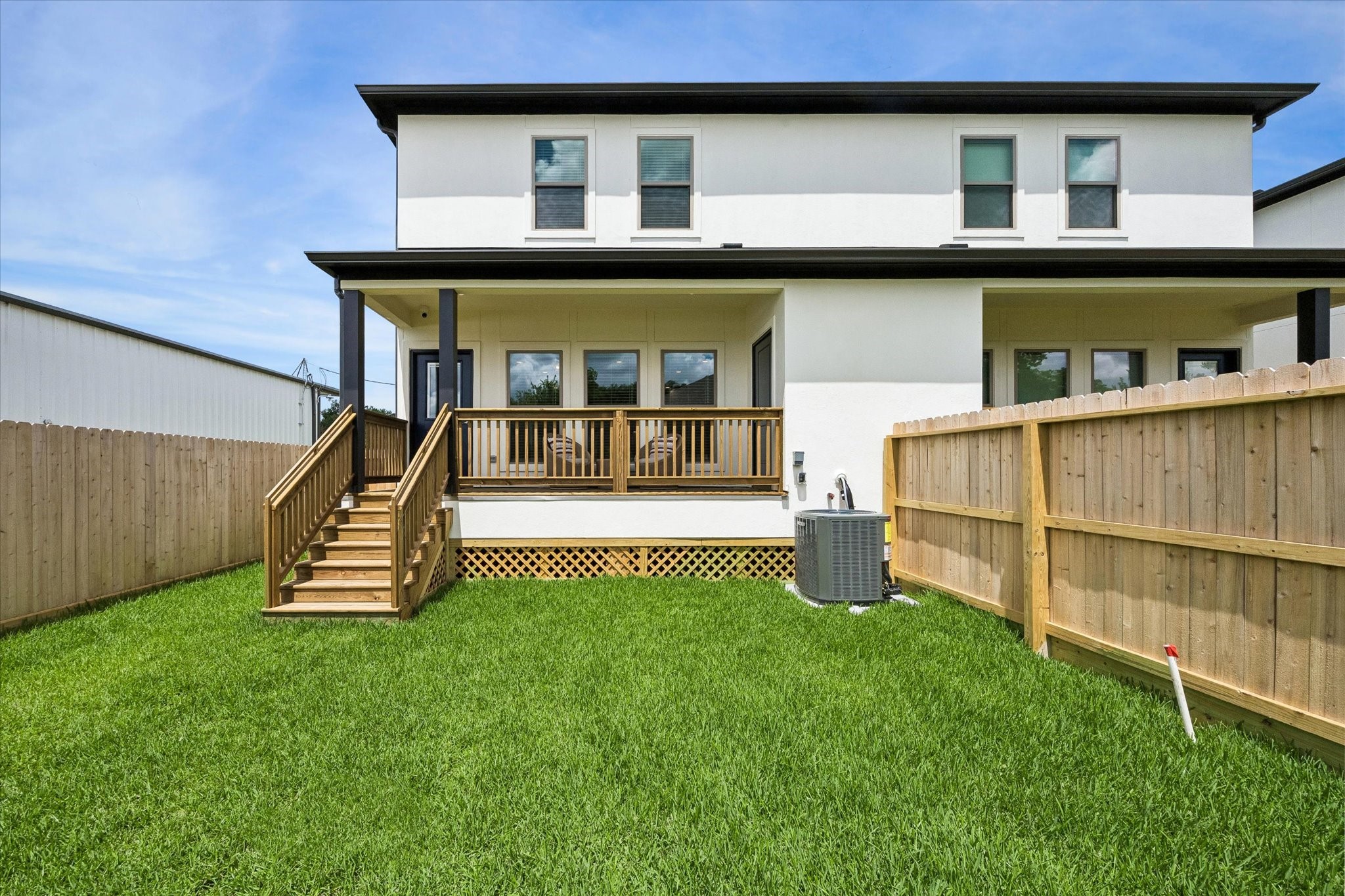 2337 N Austin Avenue B Property Photo 14