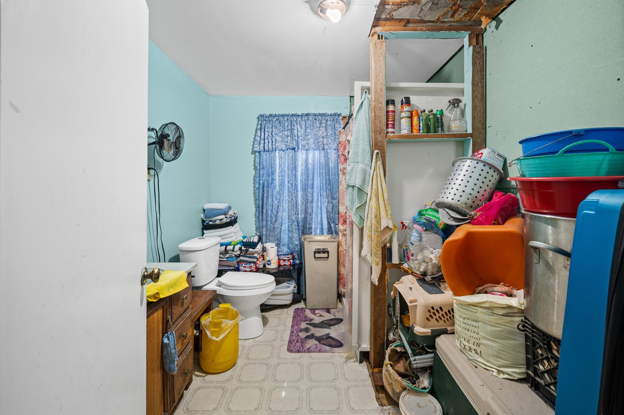 320 Eichwurzel Lane Property Photo 15