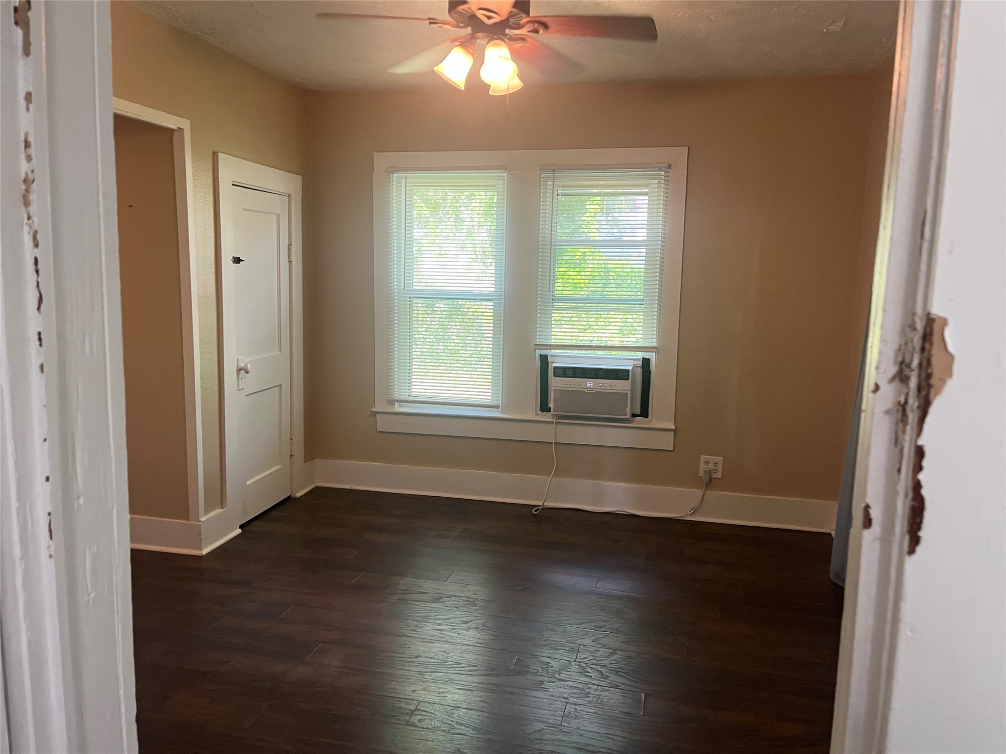 527 2nd Street Property Photo 9