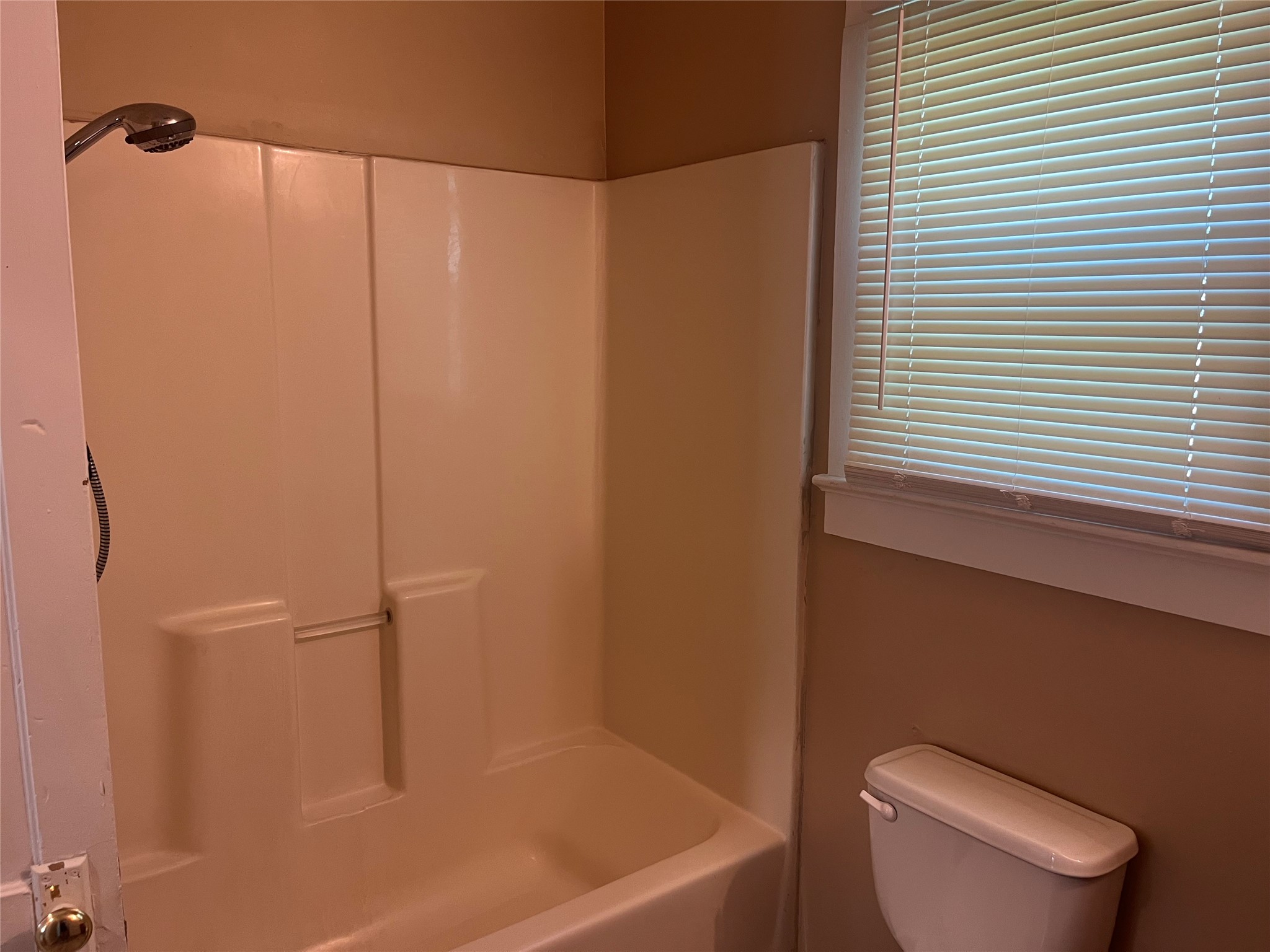 527 2nd Street Property Photo 18