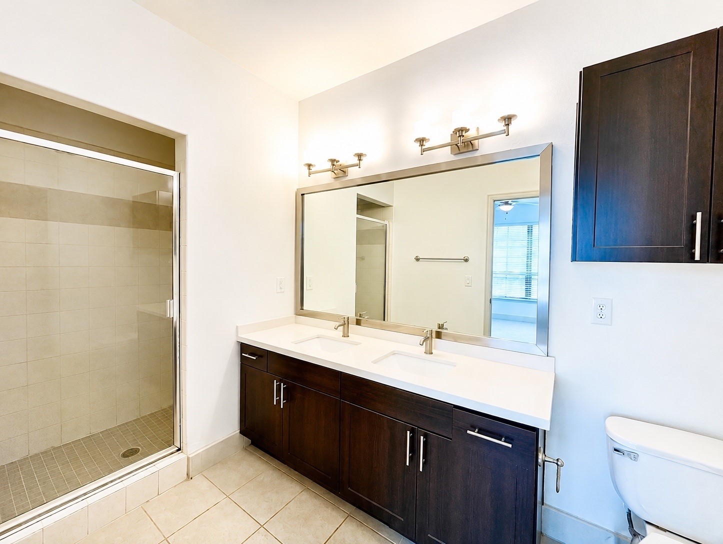 2222 Smith Street 121 Property Photo 8