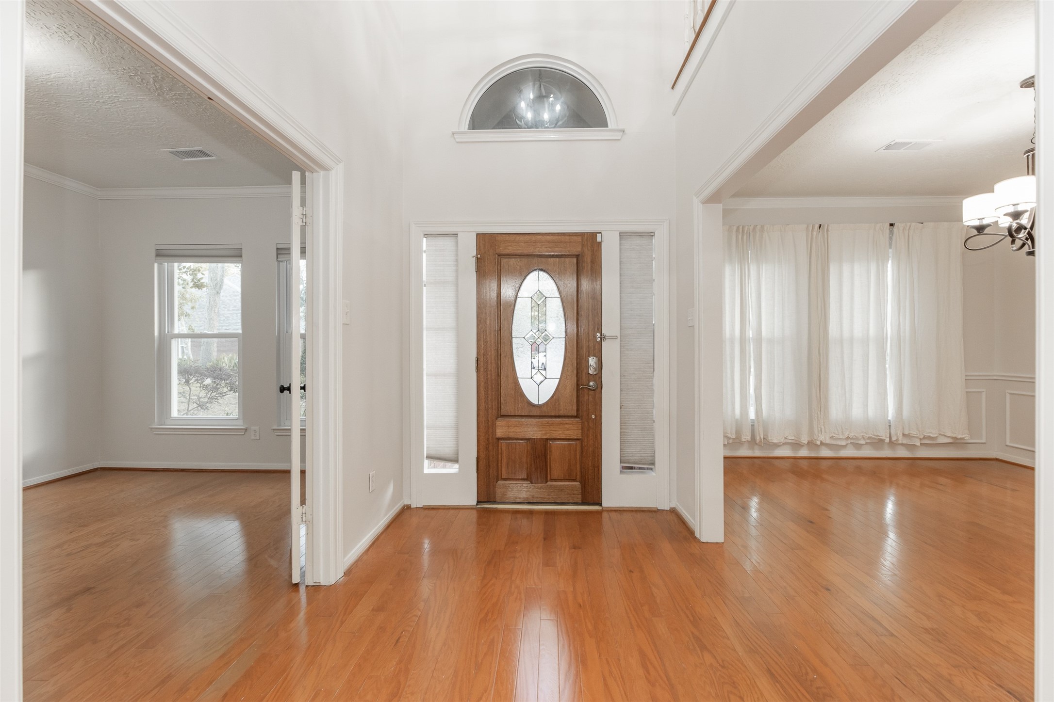 6619 Berrytree Lane Property Photo 4