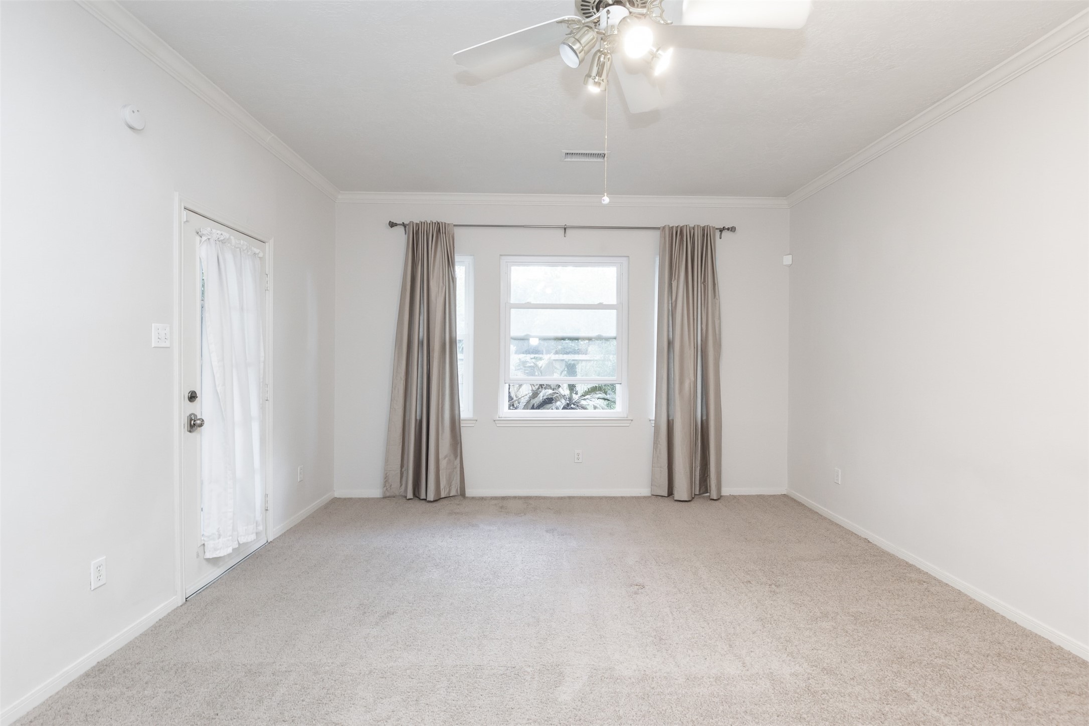 6619 Berrytree Lane Property Photo 13