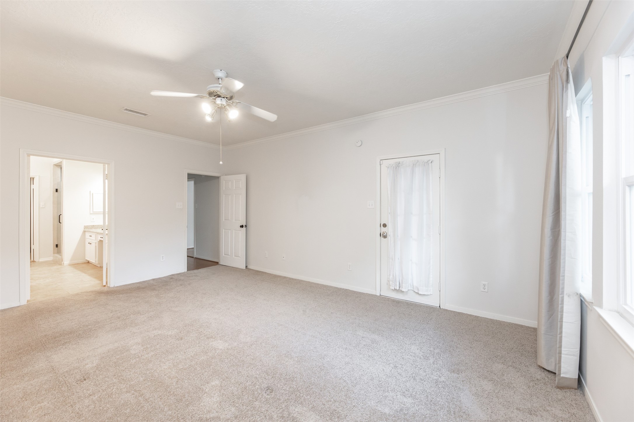 6619 Berrytree Lane Property Photo 14