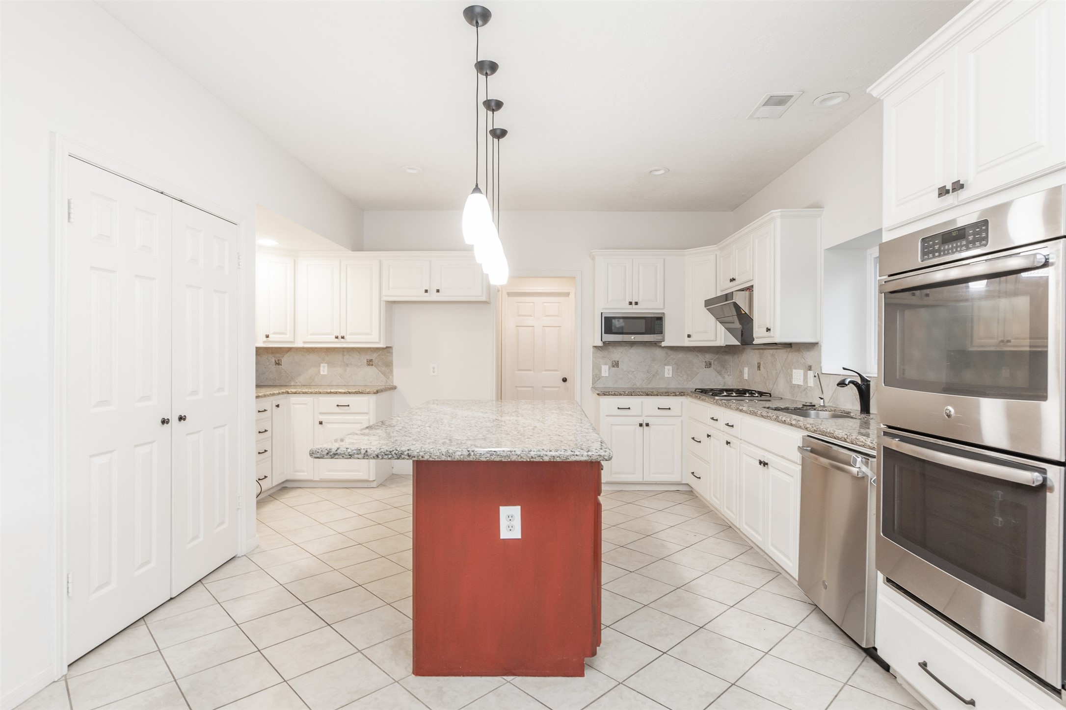 6619 Berrytree Lane Property Photo 21