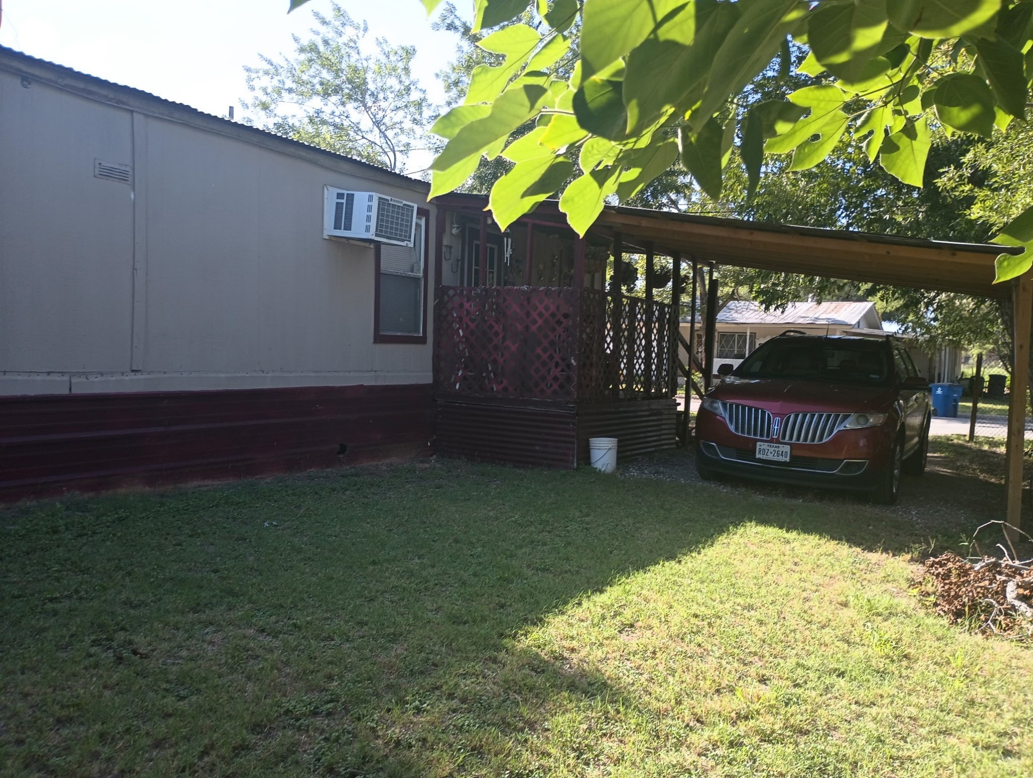 613 Avenue J
