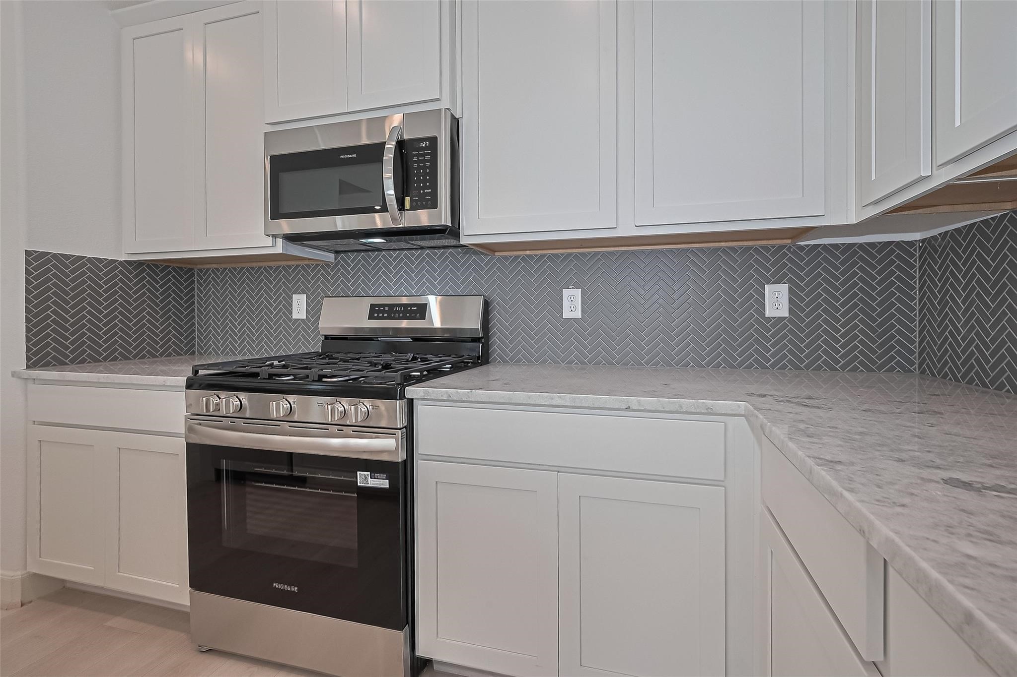 8928 Covenant Place Property Photo 10