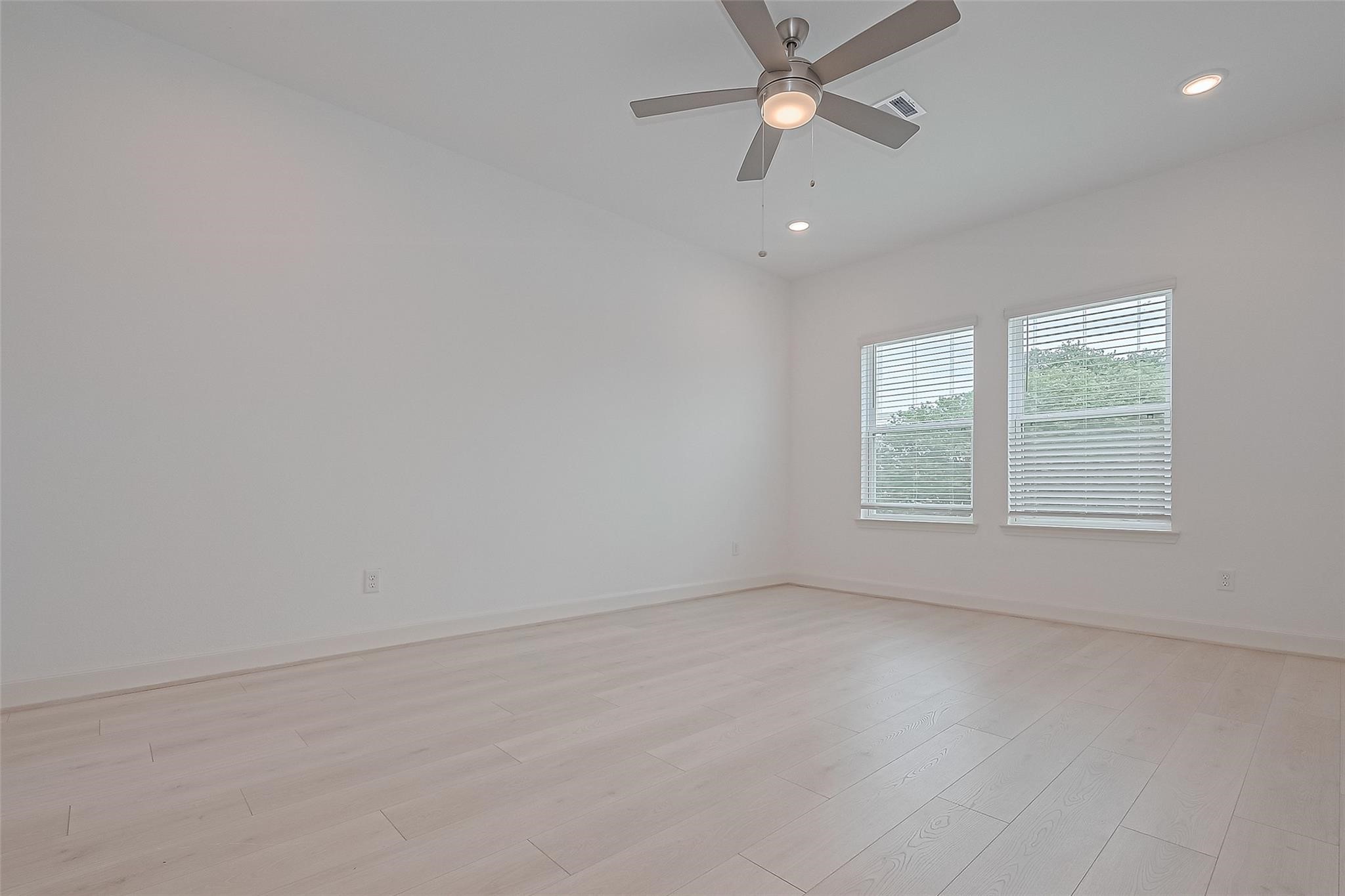 8928 Covenant Place Property Photo 16