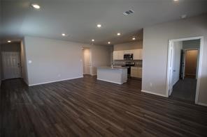 323 Pecos Drive Property Photo 4
