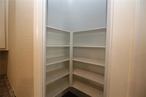 323 Pecos Drive Property Photo 9