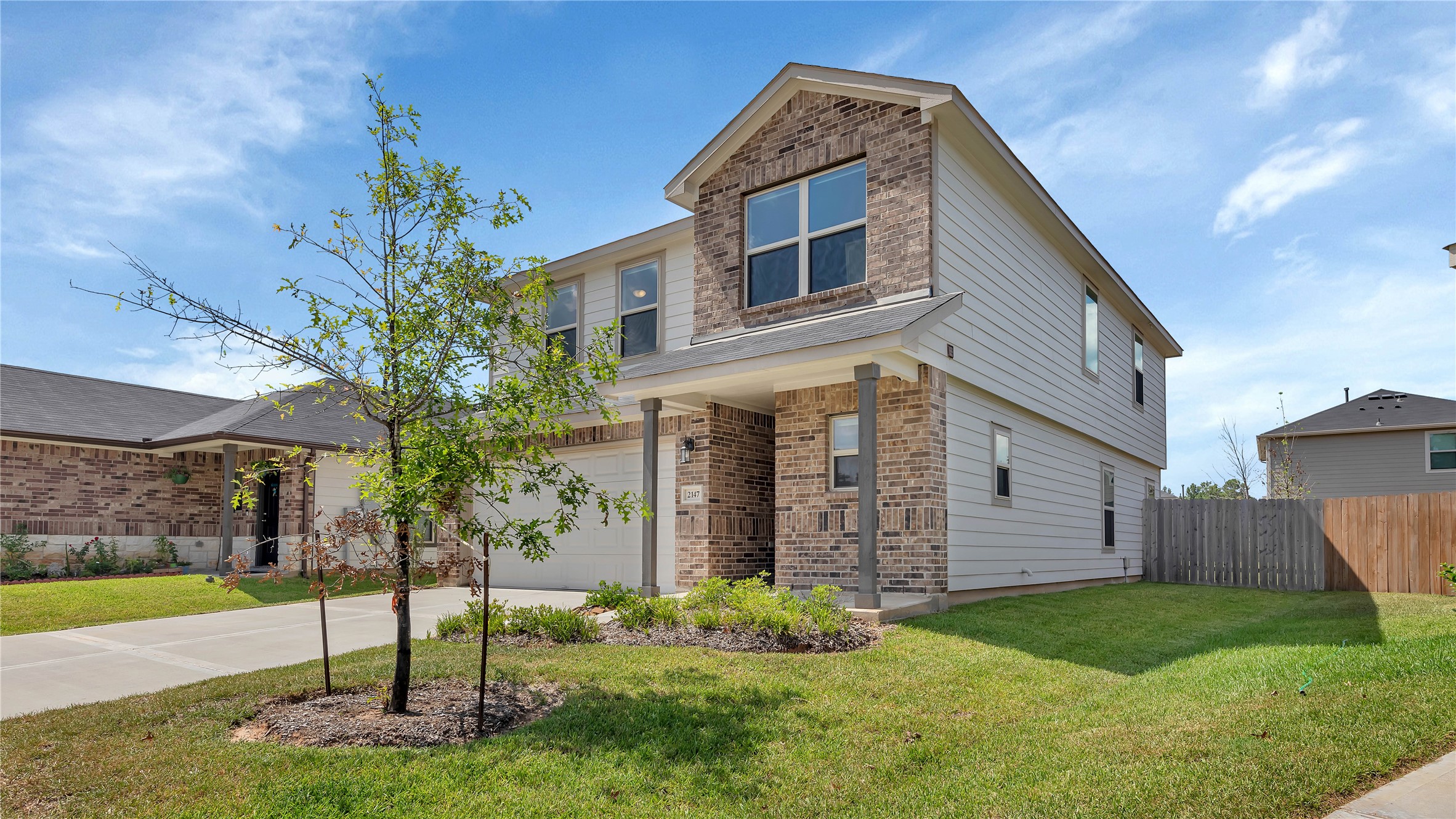 2147 Twisted Cedar Court Property Photo 3