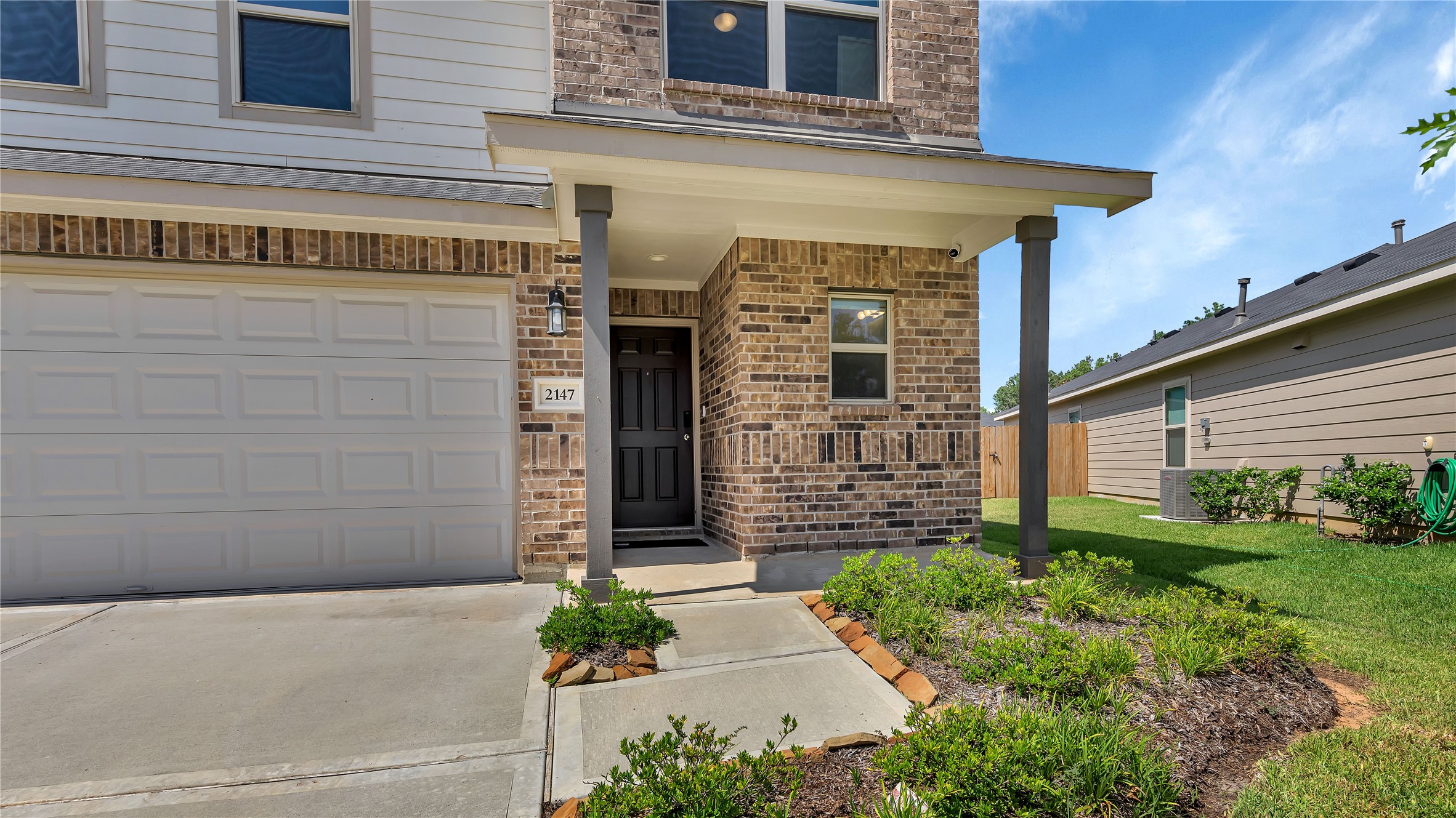 2147 Twisted Cedar Court Property Photo 4