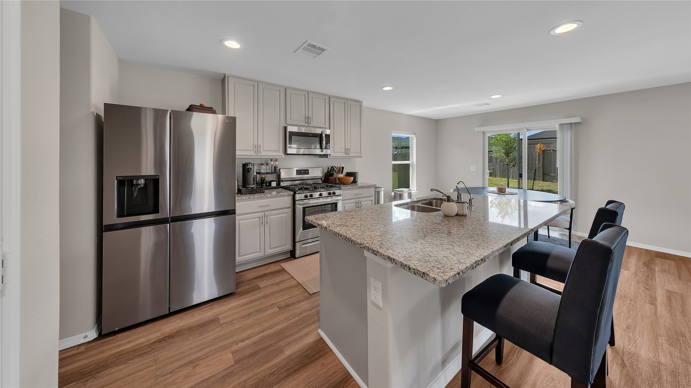 2147 Twisted Cedar Court Property Photo 10