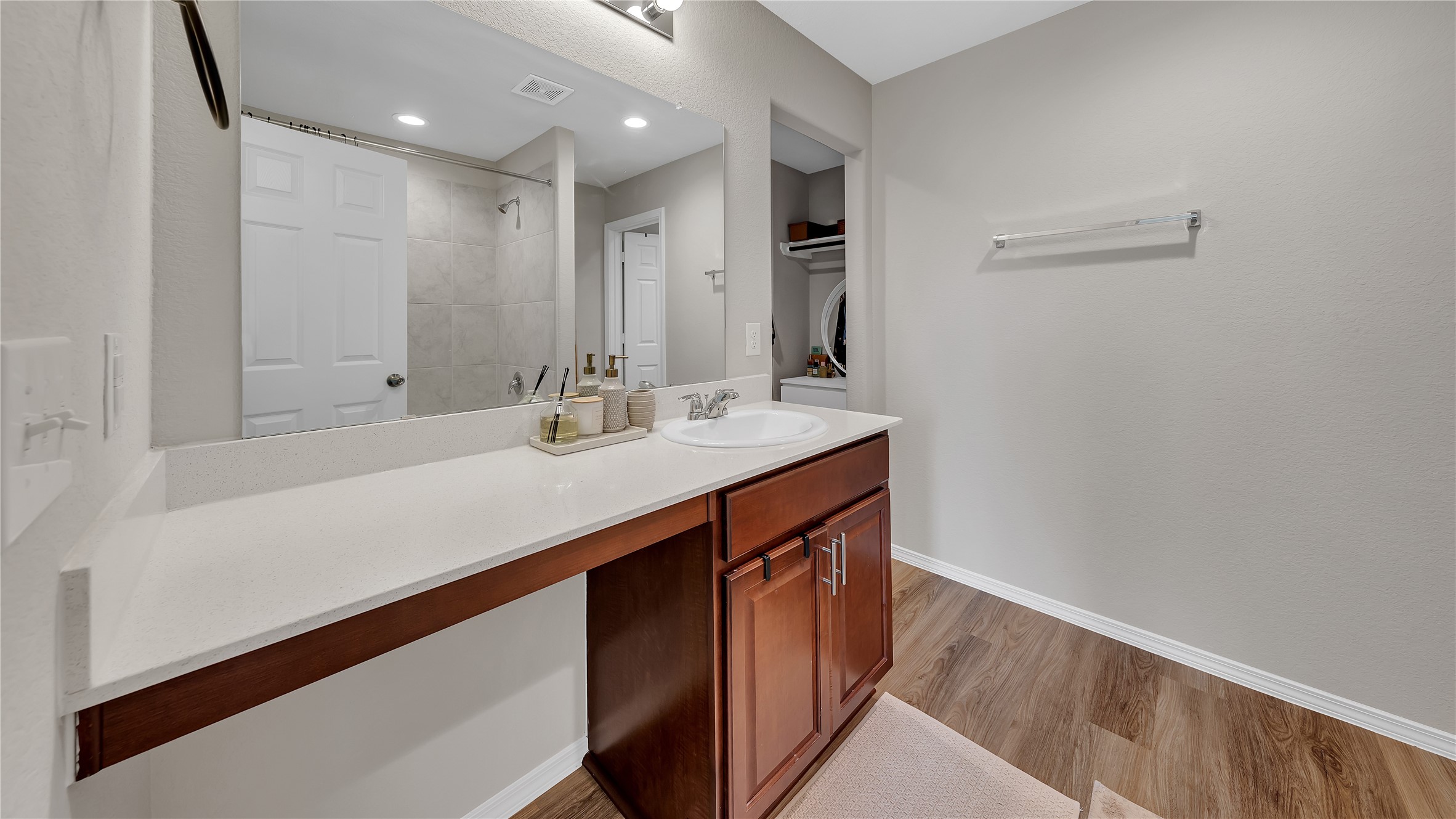 2147 Twisted Cedar Court Property Photo 22