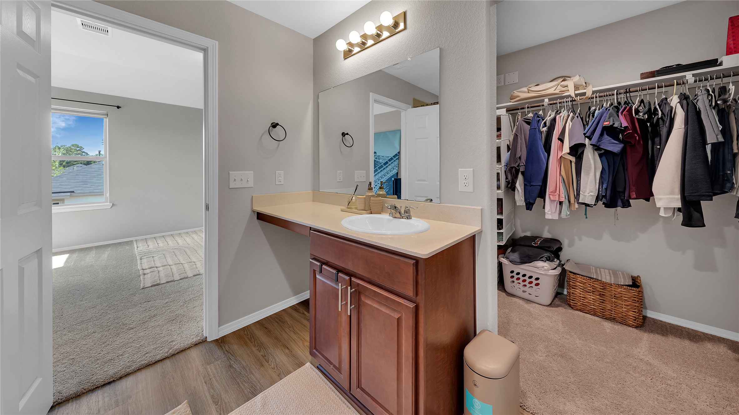 2147 Twisted Cedar Court Property Photo 23