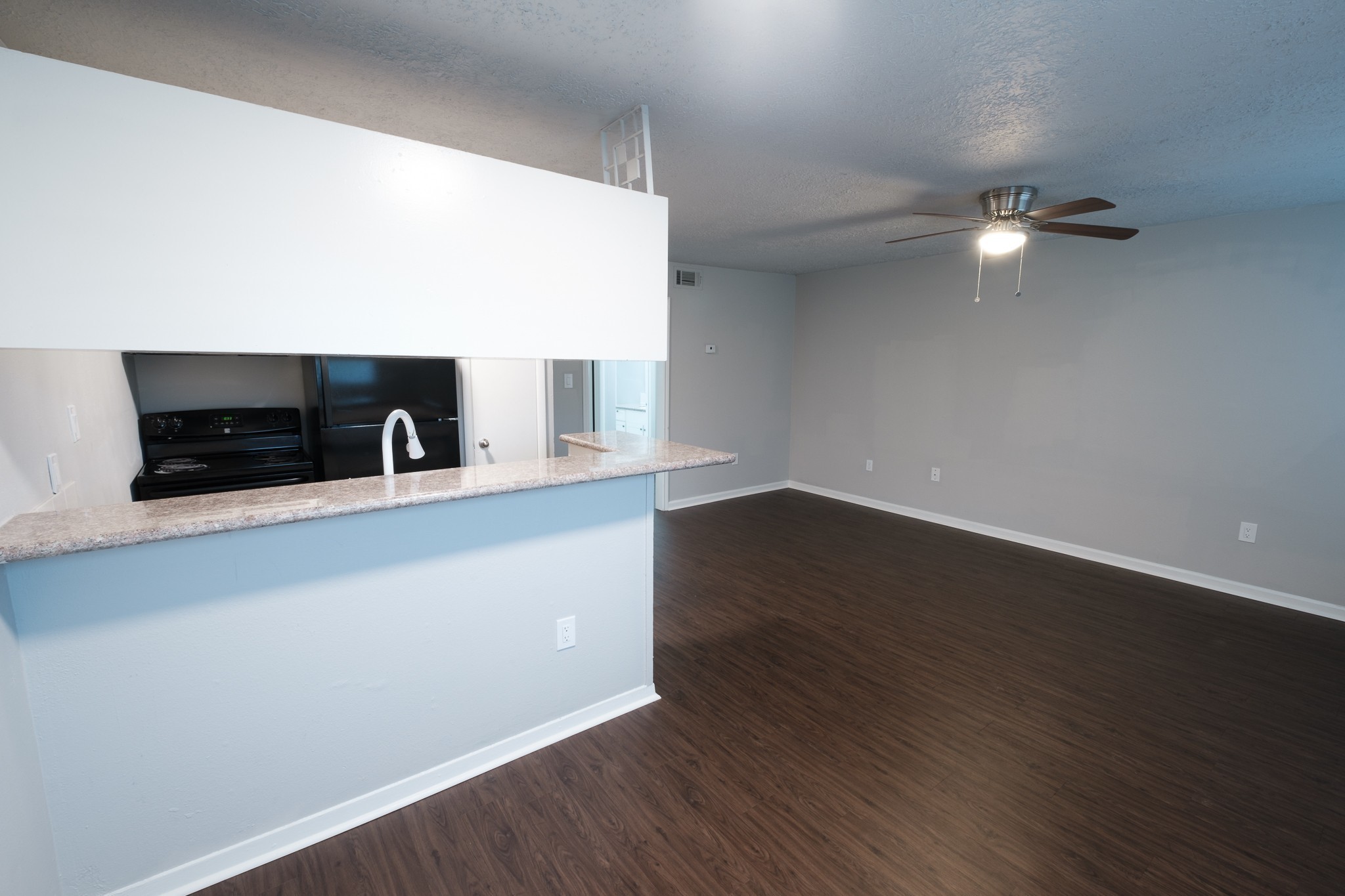 6519 Sloan 8 Property Photo 2