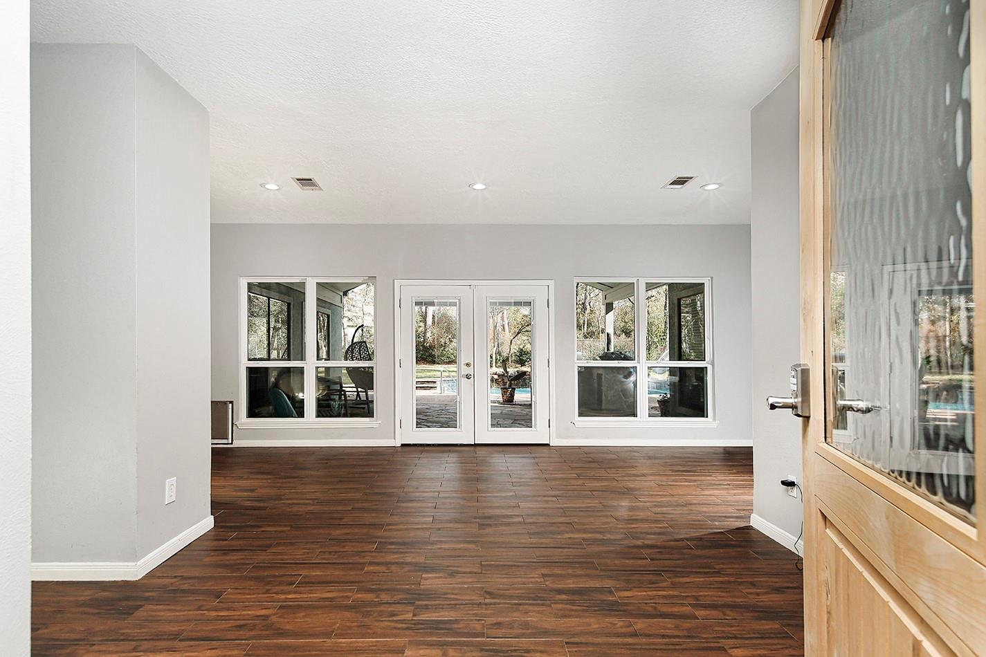 44 Lake Forest Circle, Conroe Tx 77384 Property Photo 4