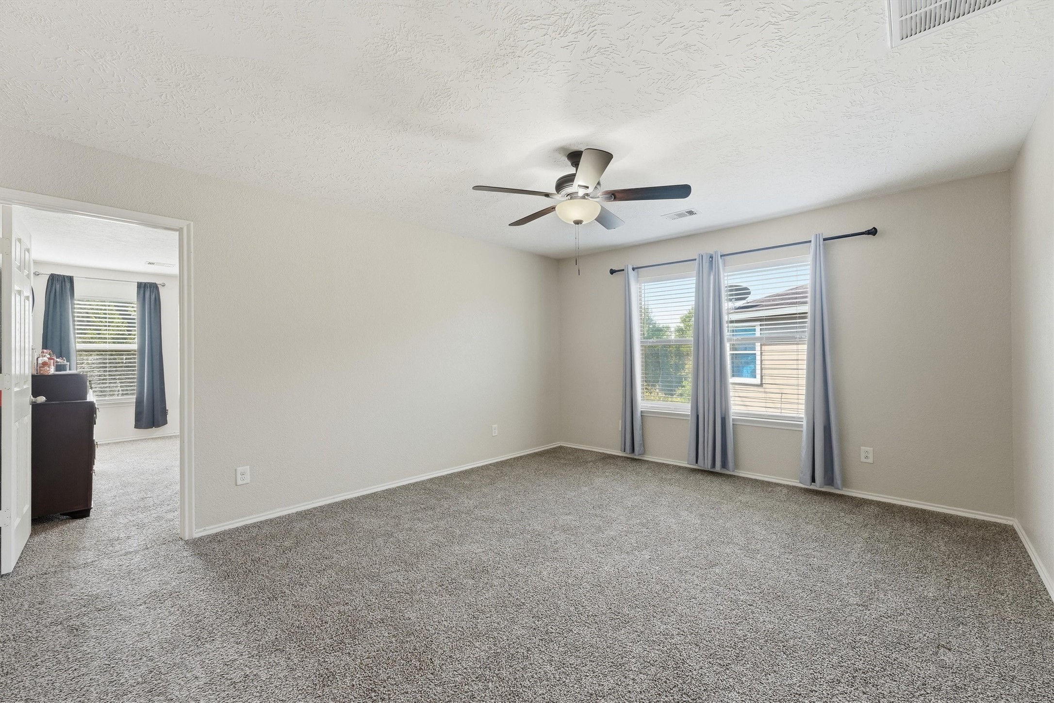 7334 Liberty Tree Lane Property Photo 16
