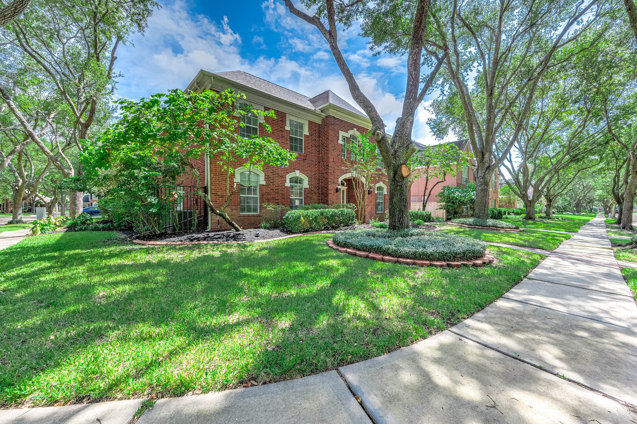 13 Turtle Creek Manor Property Photo 2
