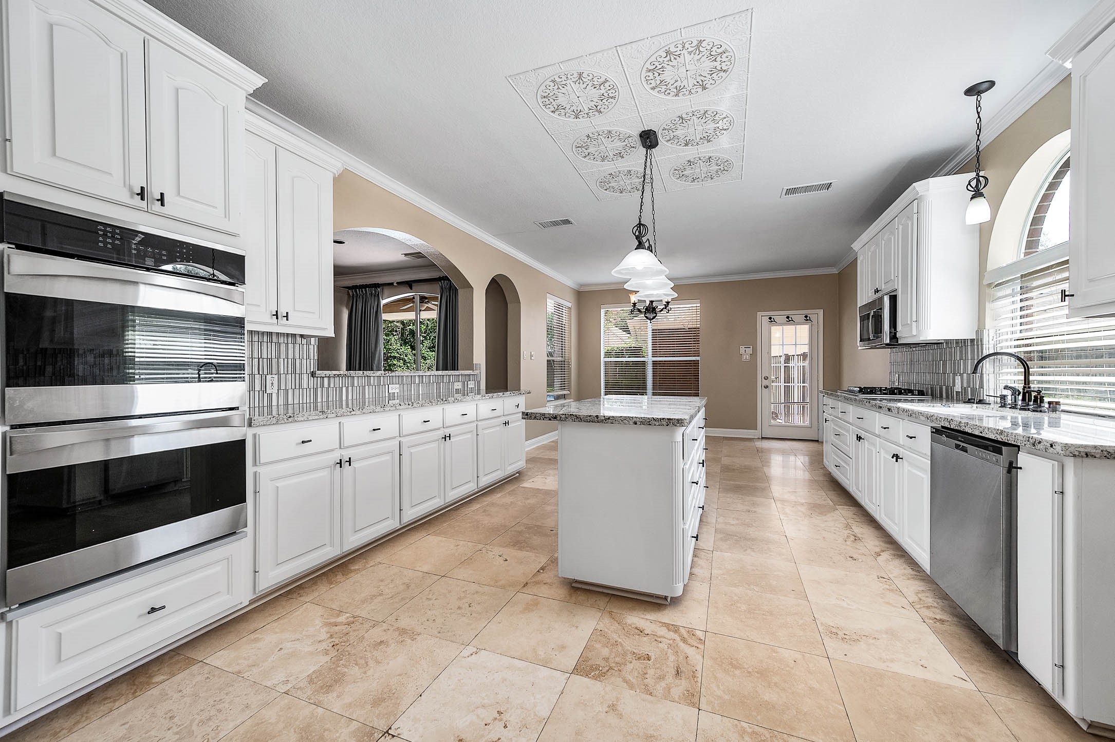 13 Turtle Creek Manor Property Photo 14